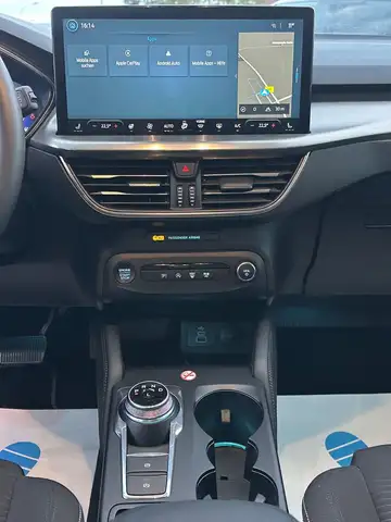 Ford Focus view 14
