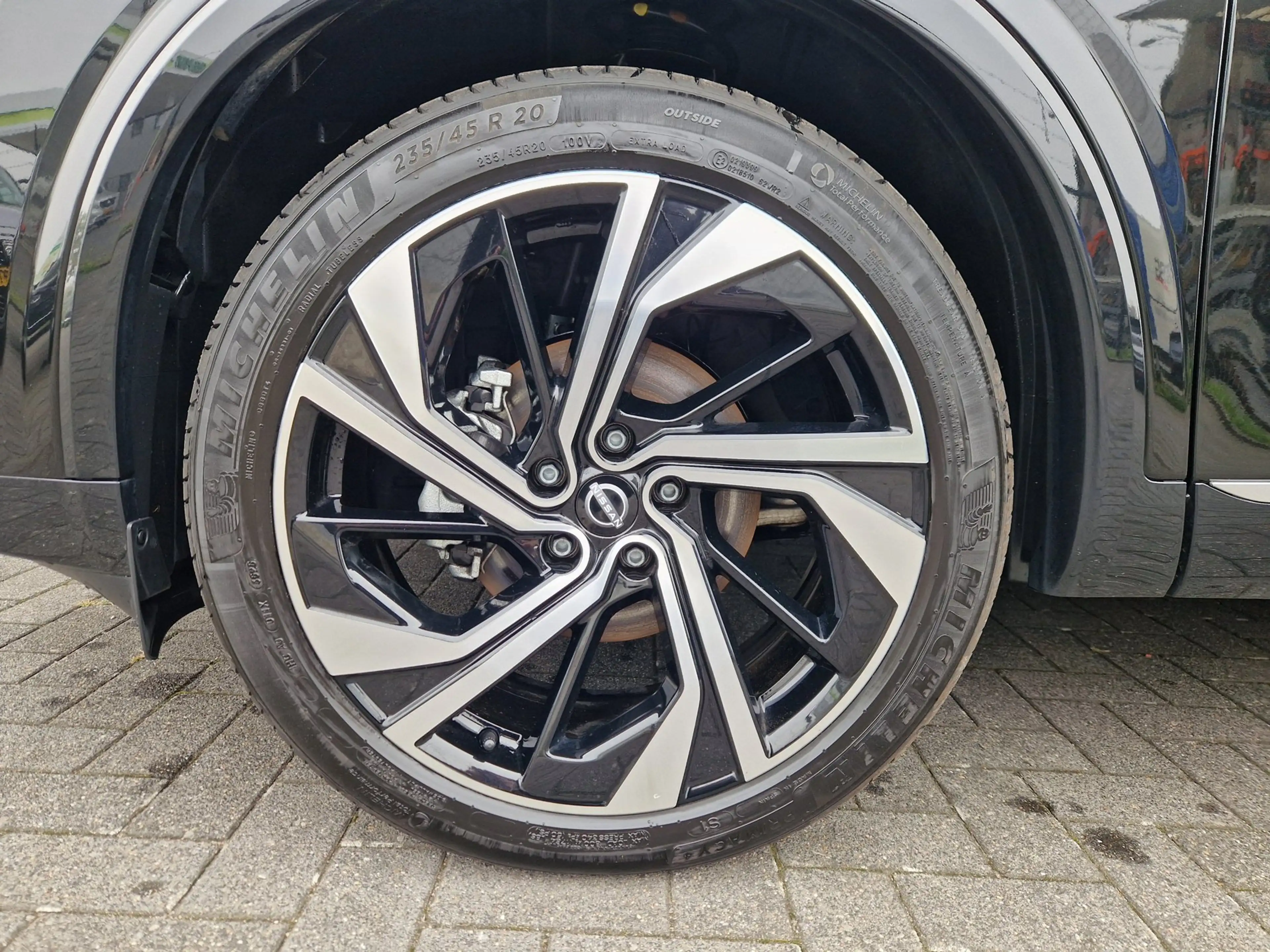 Nissan Qashqai 1.3 MHEV Xtronic Tekna Plus — photo 6