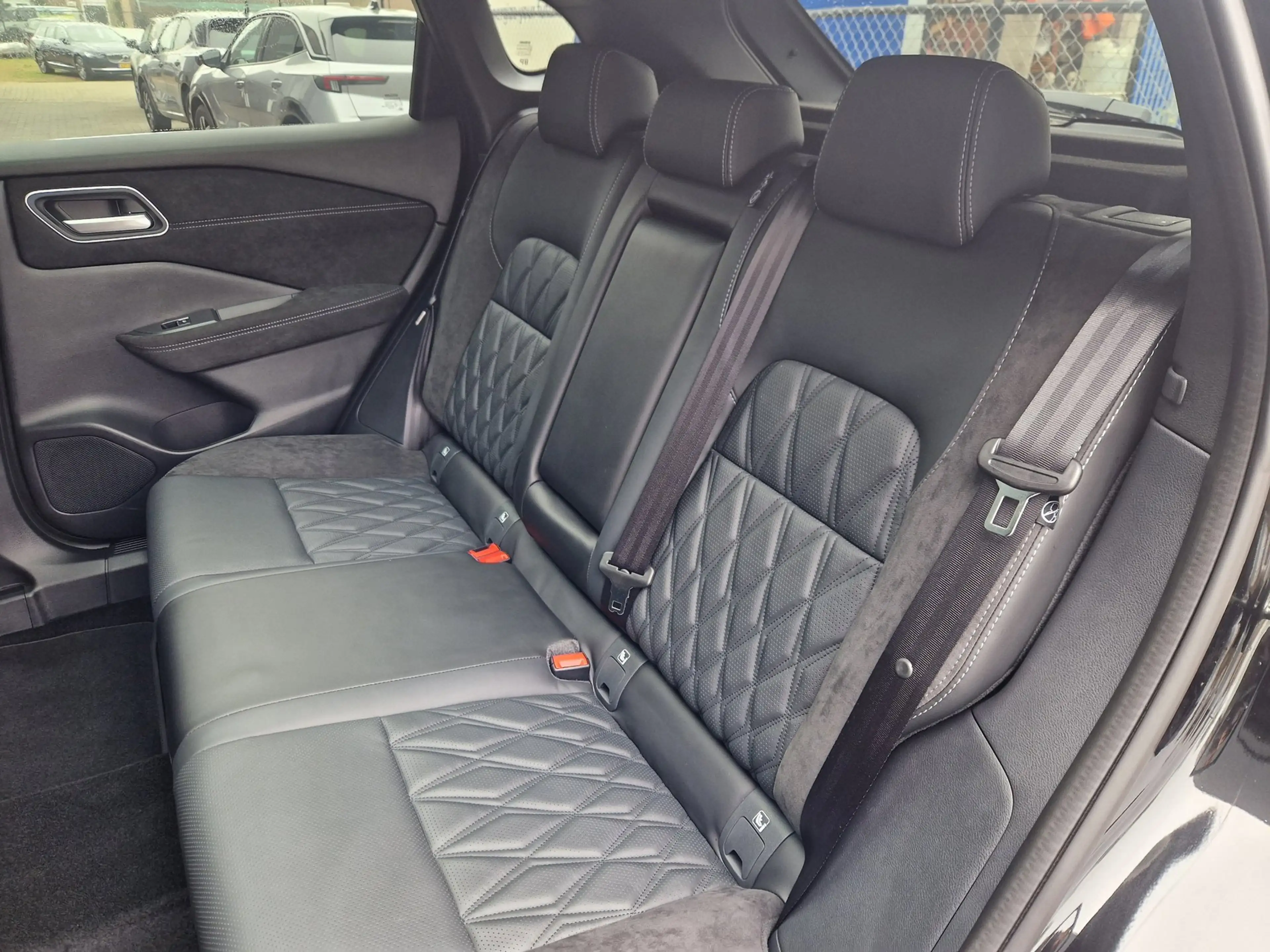 Nissan Qashqai 1.3 MHEV Xtronic Tekna Plus — photo 20