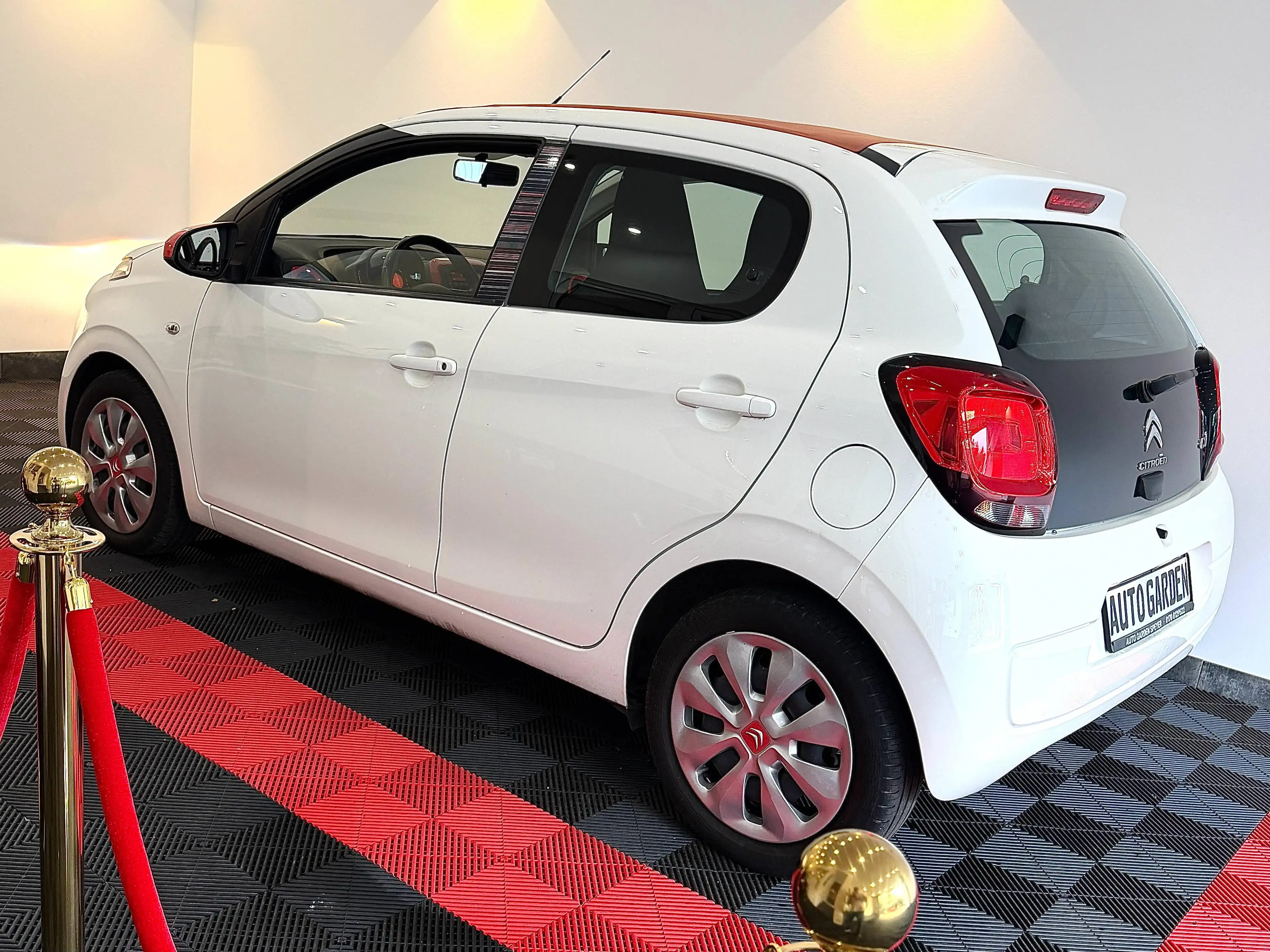 Citroen C1 Feel Edition — photo 6