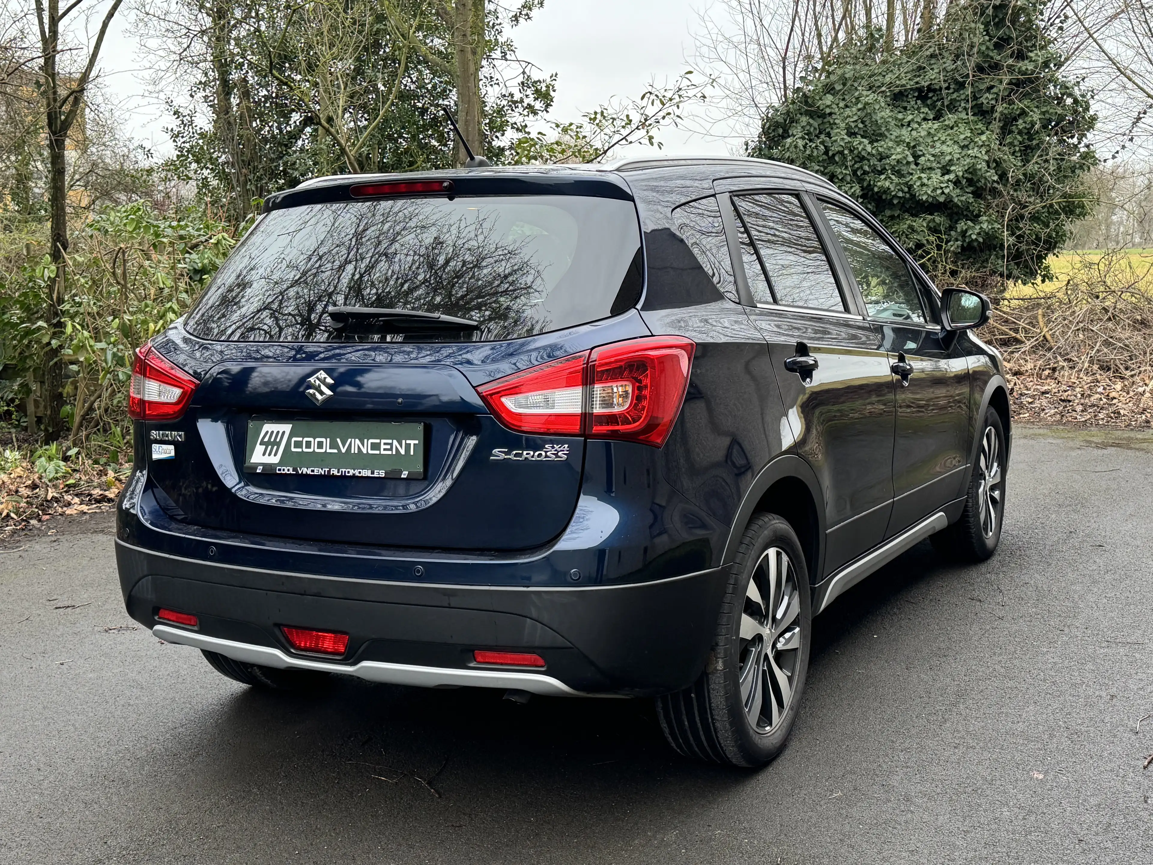Suzuki SX4 SX4 S-CROSS // TOIT OUVRANT // ECRAN // CUIR — photo 6