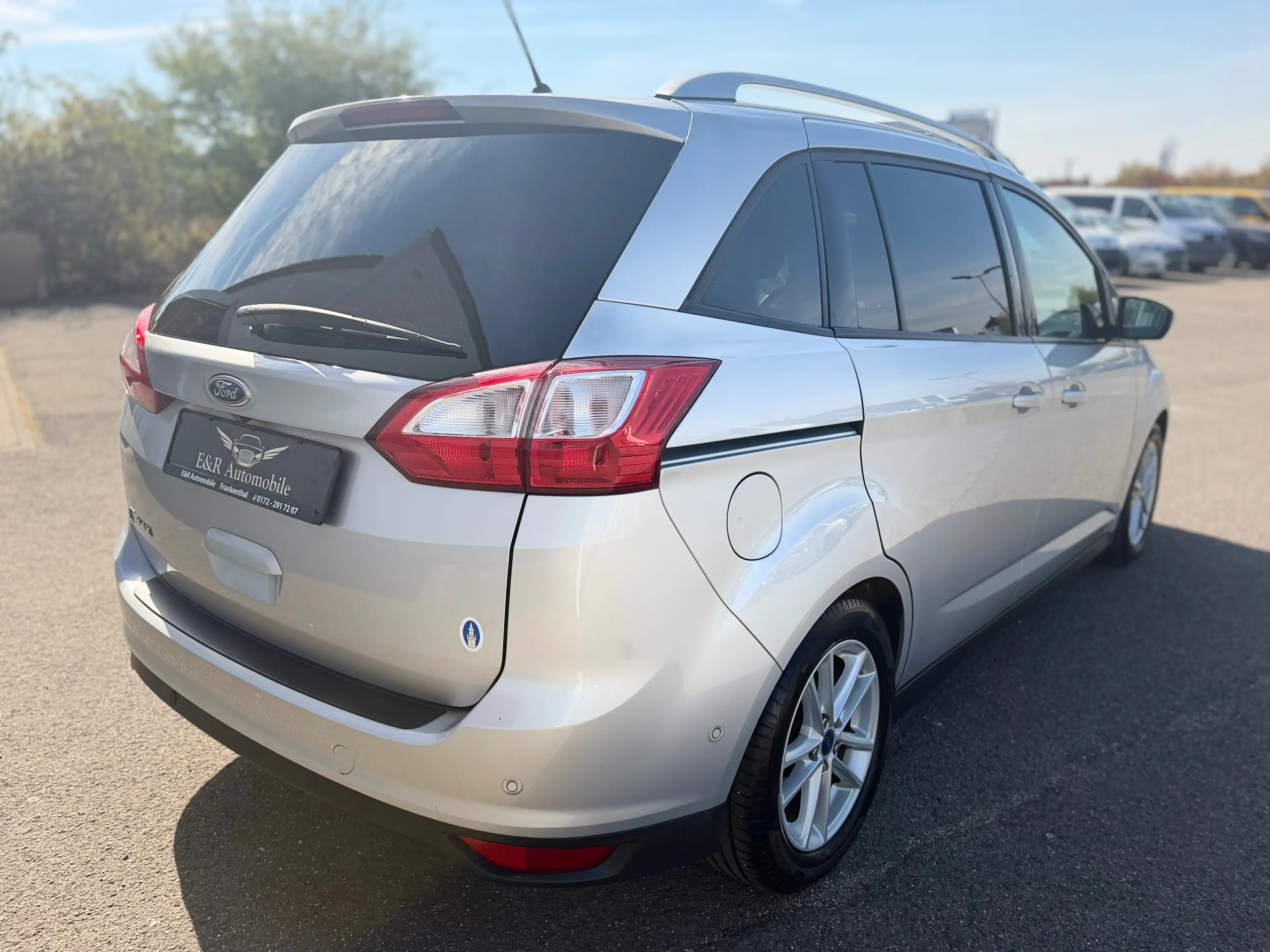 Ford Grand C-Max Cool — photo 10
