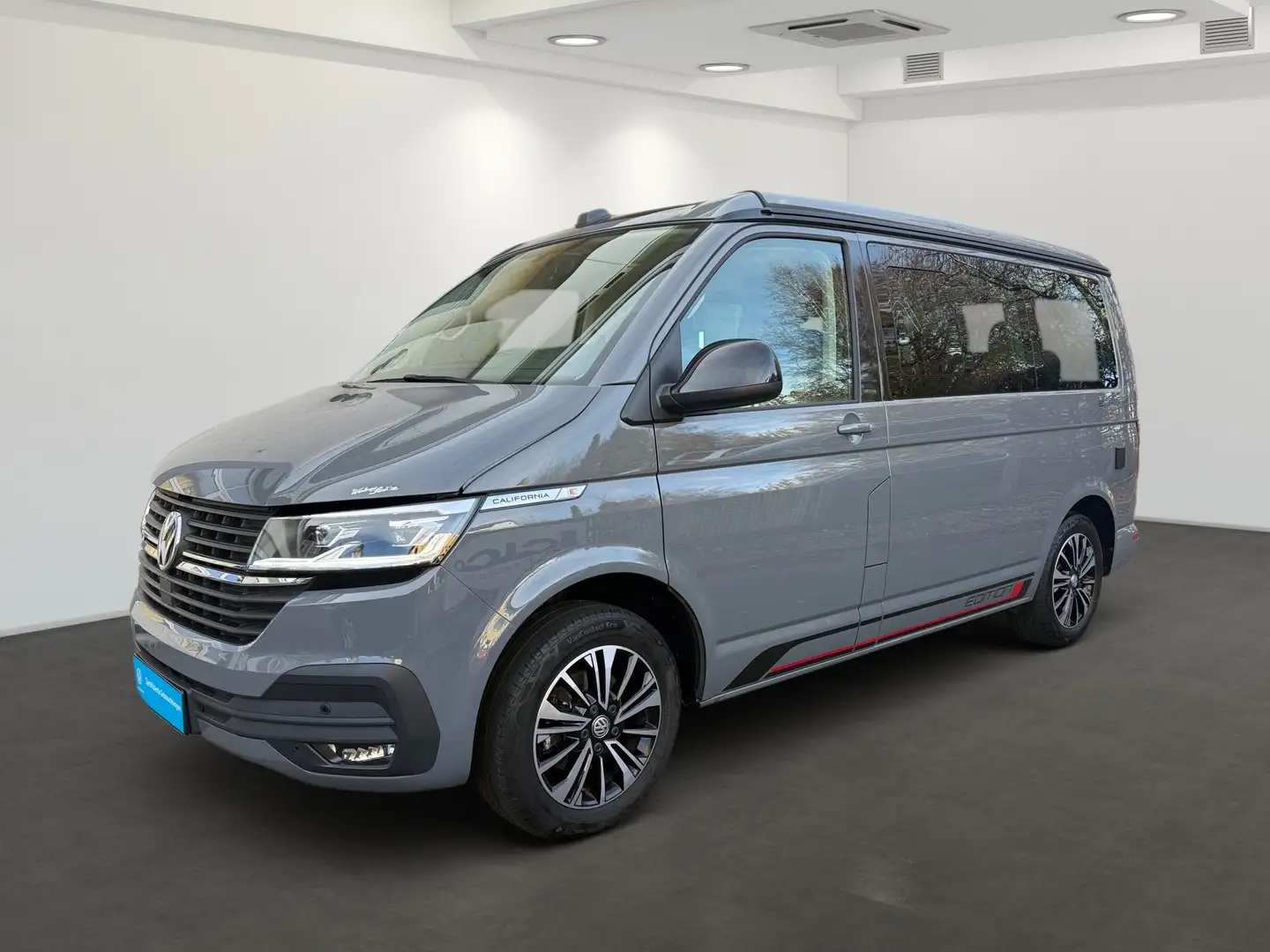 Volkswagen T6.1 California 2.0 TDI DSG California Beach Camper Edition 4Motio Grijs - 2