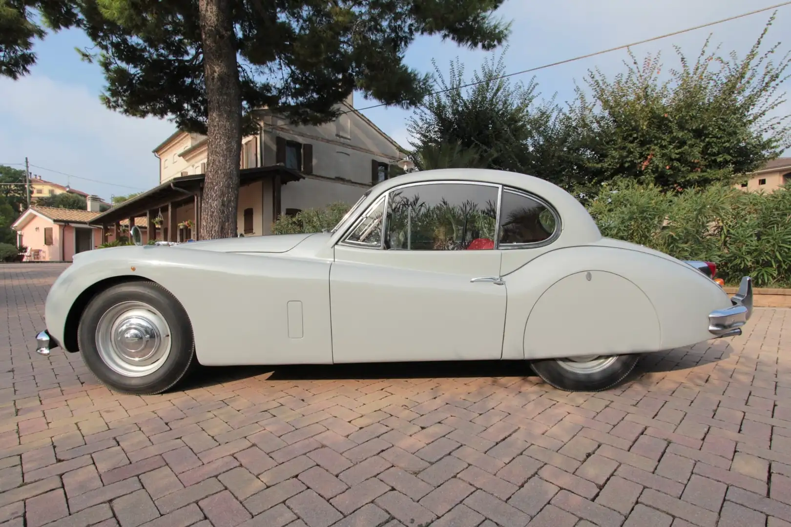 Jaguar XK Grigio - 2