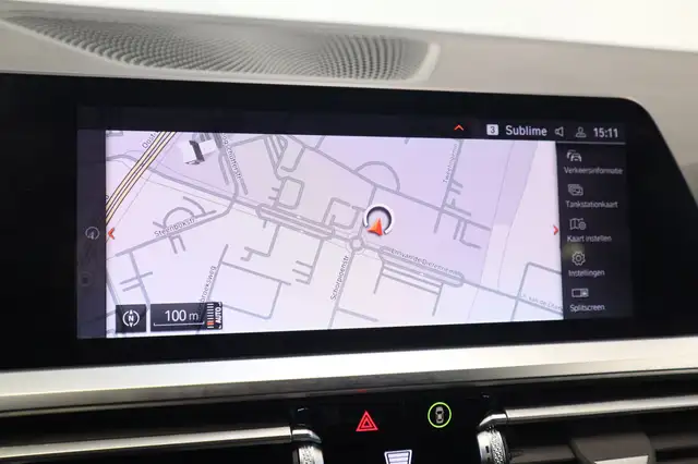 BMW 3 Series view 15