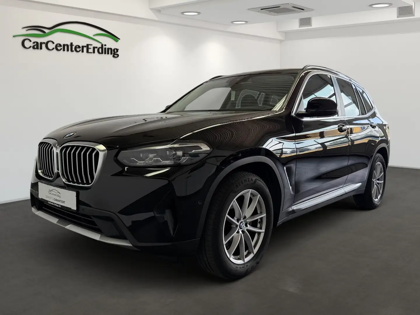 BMW X3 xDrive20i*LED*Navi*Kamera*HUD*Leder*HiFi*LiveC Schwarz - 1