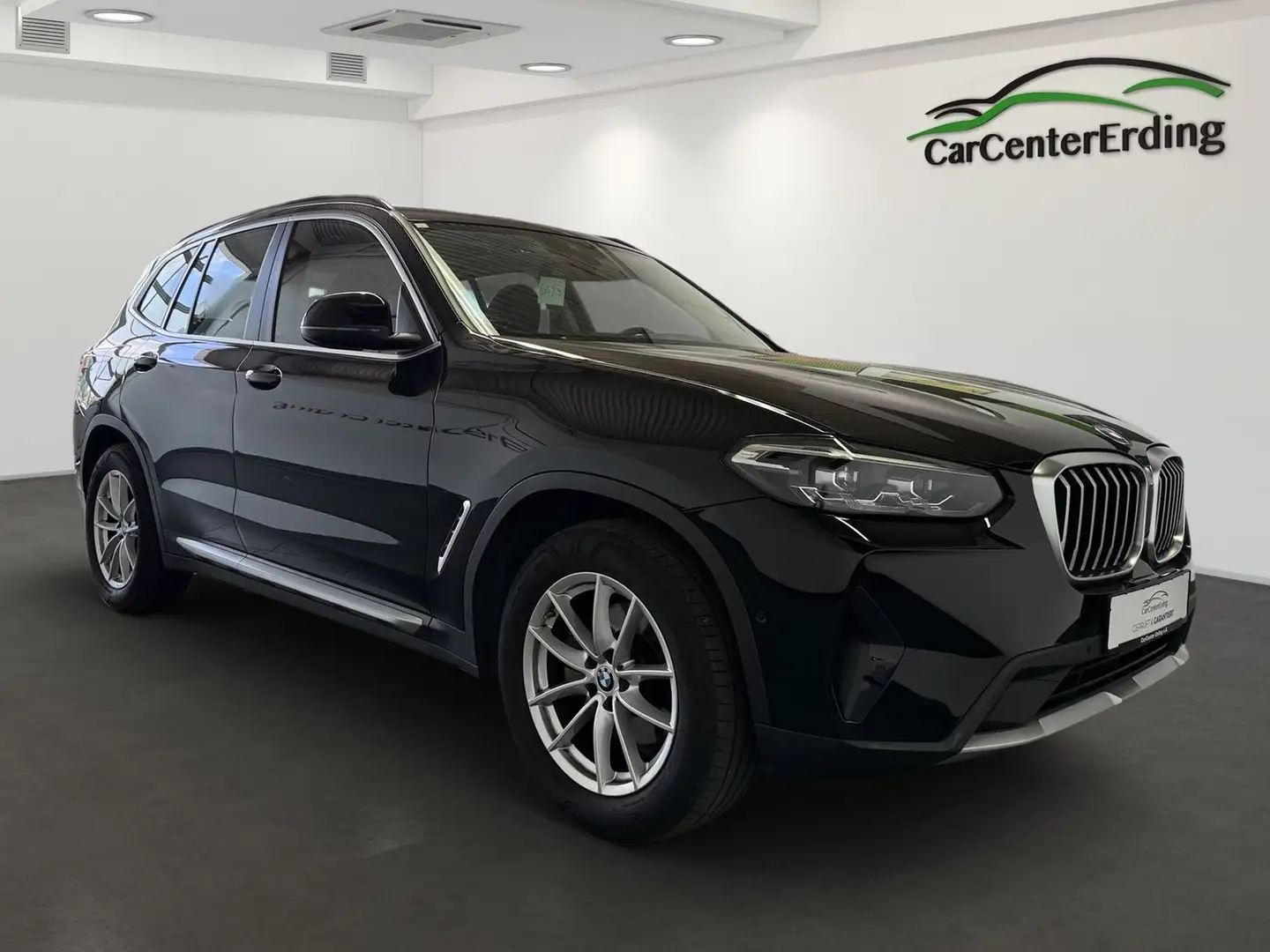 BMW X3 xDrive20i*LED*Navi*Kamera*HUD*Leder*HiFi*LiveC Schwarz - 2