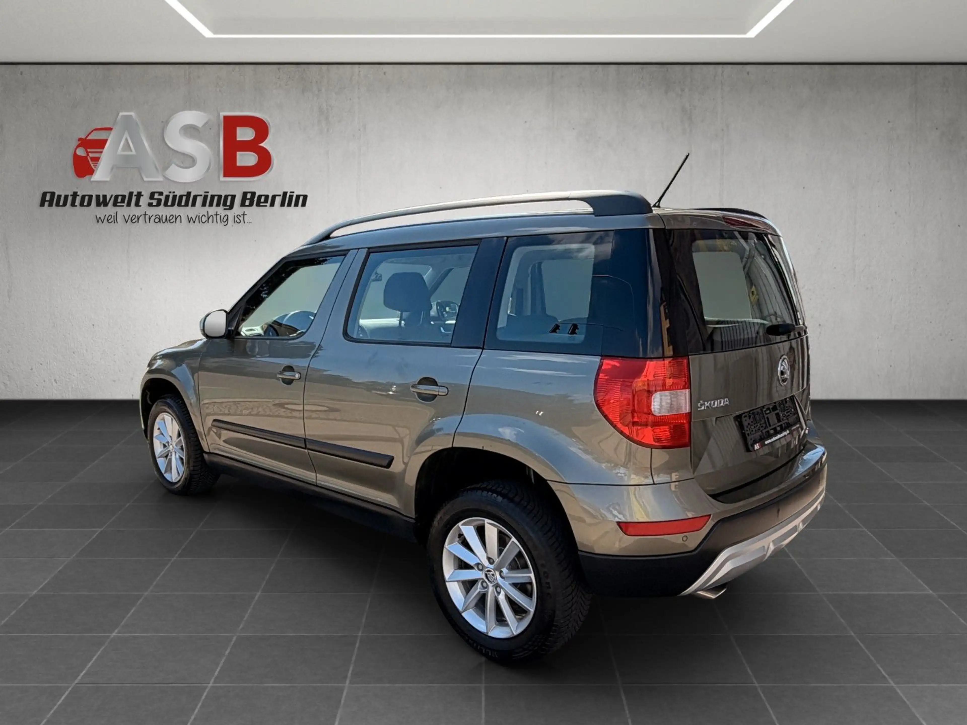 Skoda Yeti 2,0 TDI Ambition Outdoor 4x4*Klima*1.Hand — photo 15