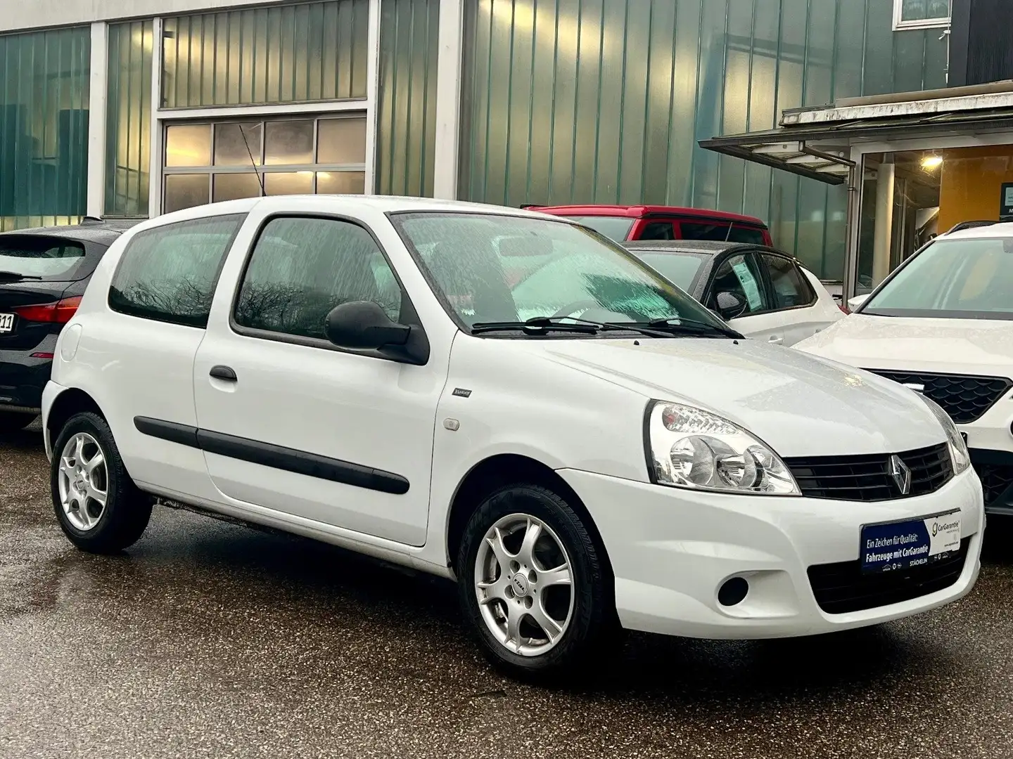 Renault Clio II 1.2,KLIMA,ALU,1.HAND,ZR+BREMSEN+TÜV NEU Weiß - 2