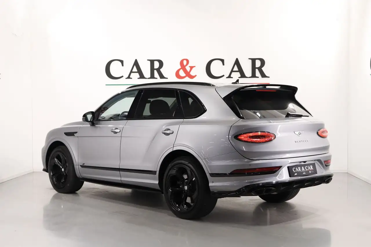 Bentley Bentayga 2021