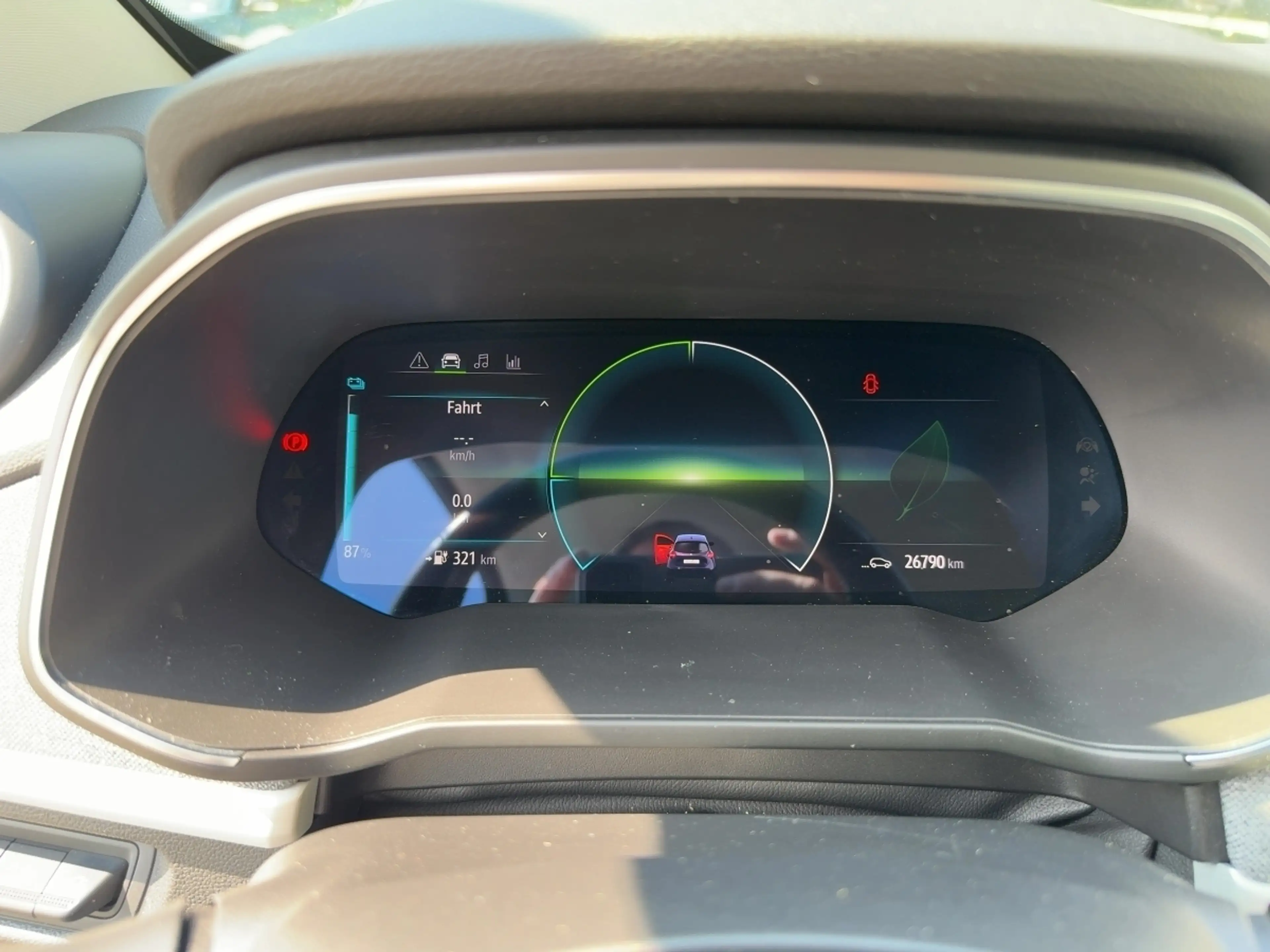 Renault ZOE Z.E.50 — photo 15