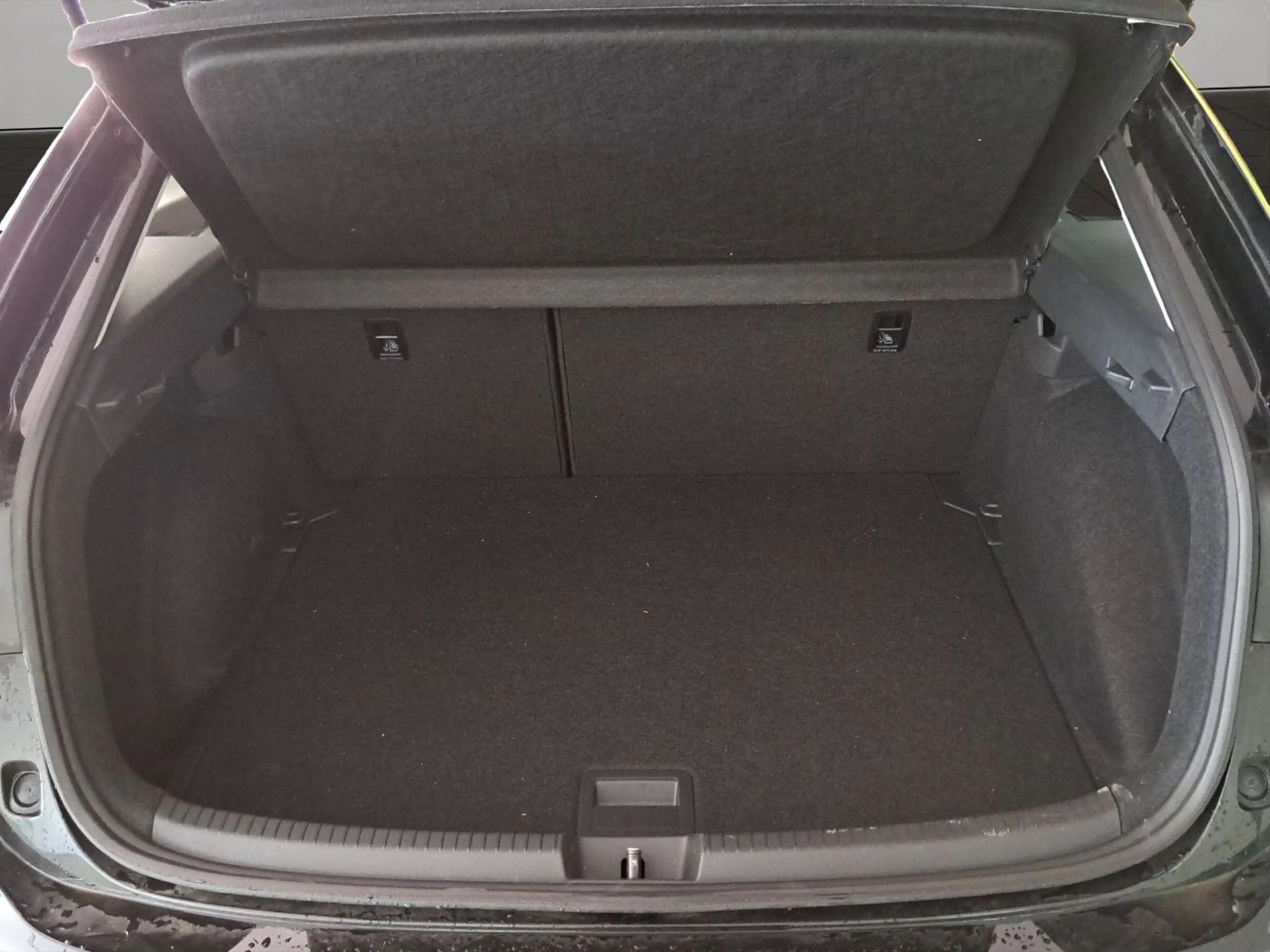 Volkswagen Taigo Life 1.0l TSI Bluetooth Navi LED Klima — photo 14