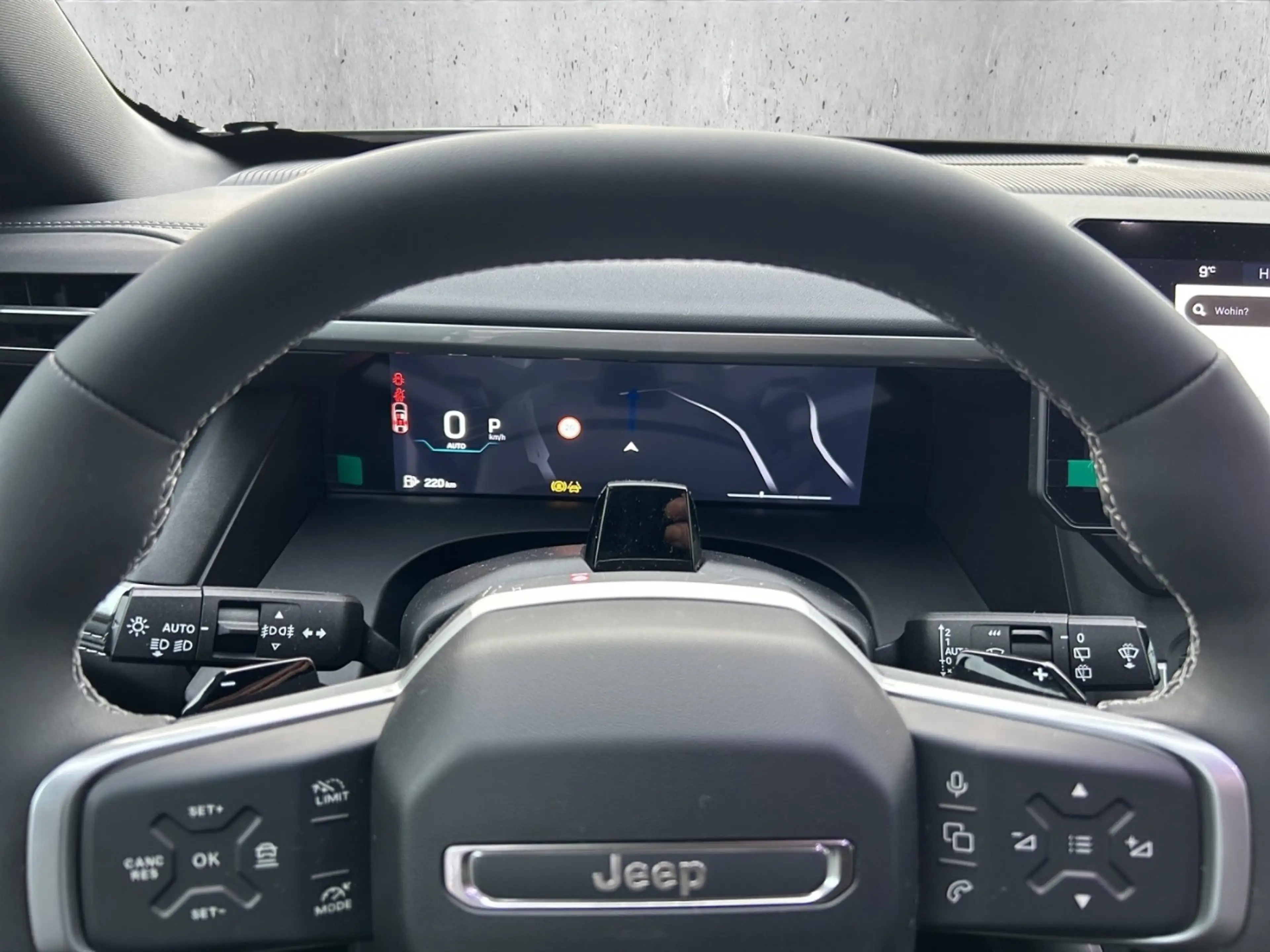 Jeep Compass E-HYBRID FIRST EDITION PANO 360° — photo 15