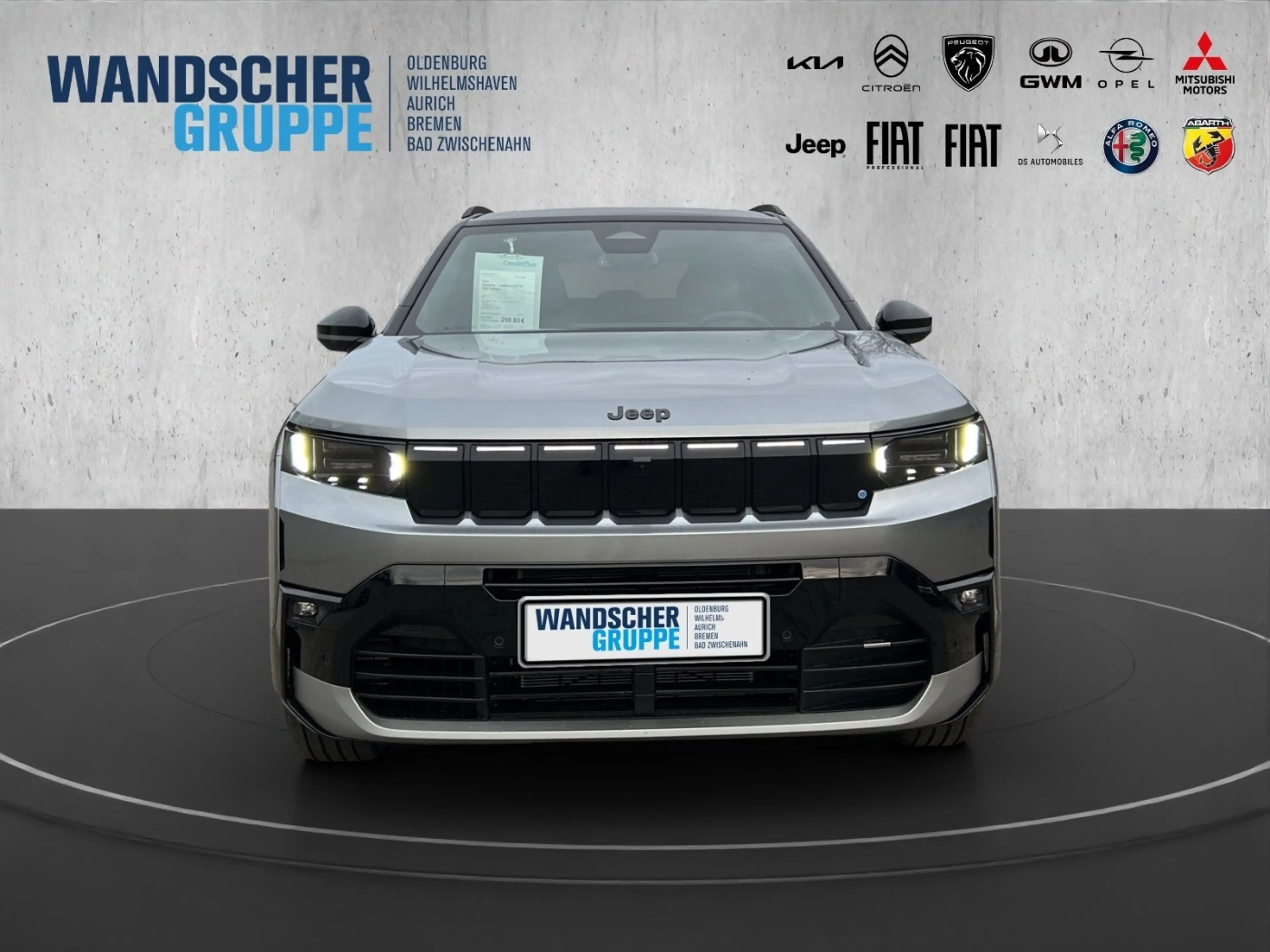 Jeep Compass E-HYBRID FIRST EDITION PANO 360° — photo 10