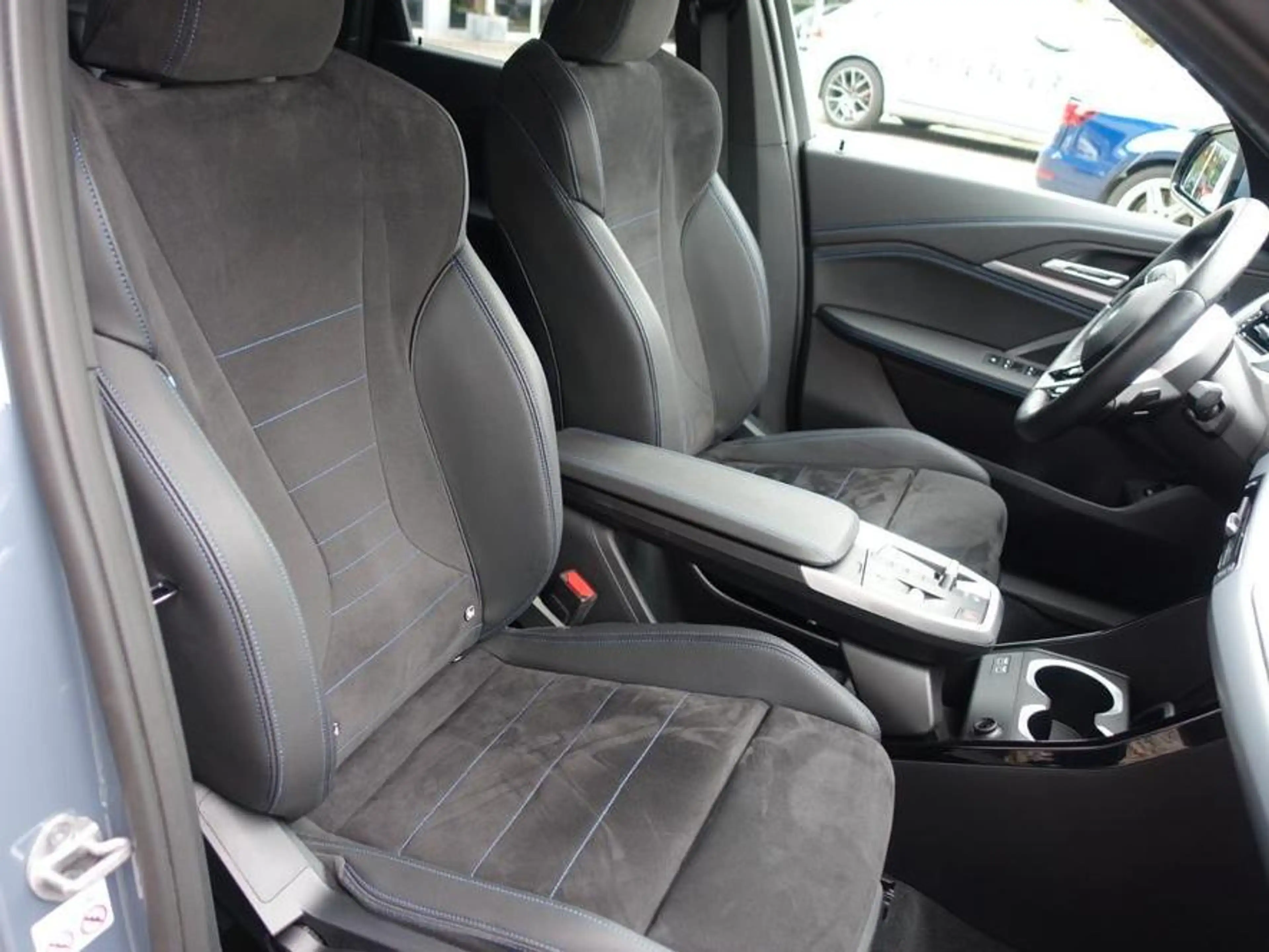 BMW X1 sDrive 18 i M Sport — photo 14