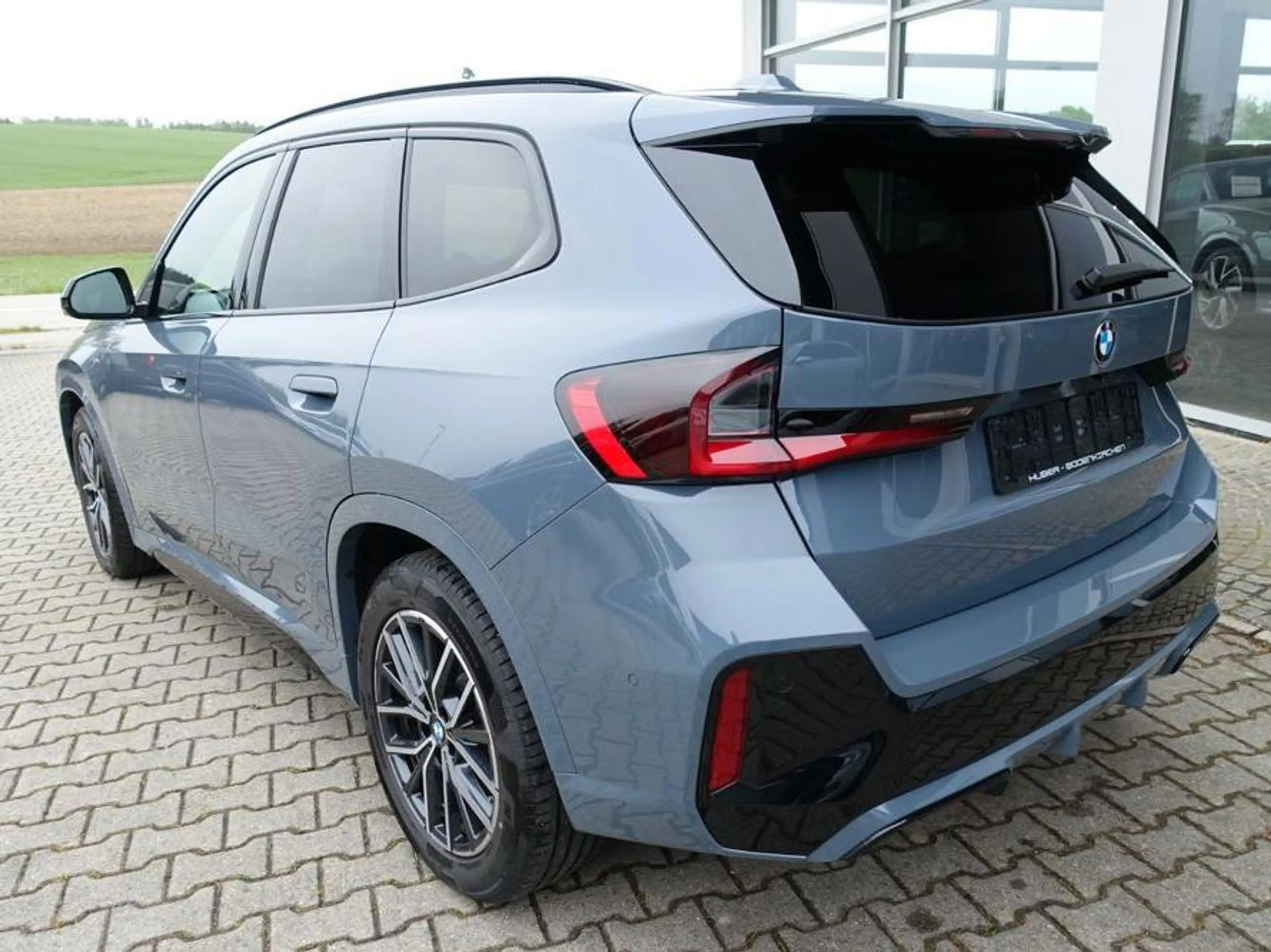 BMW X1 sDrive 18 i M Sport — photo 6
