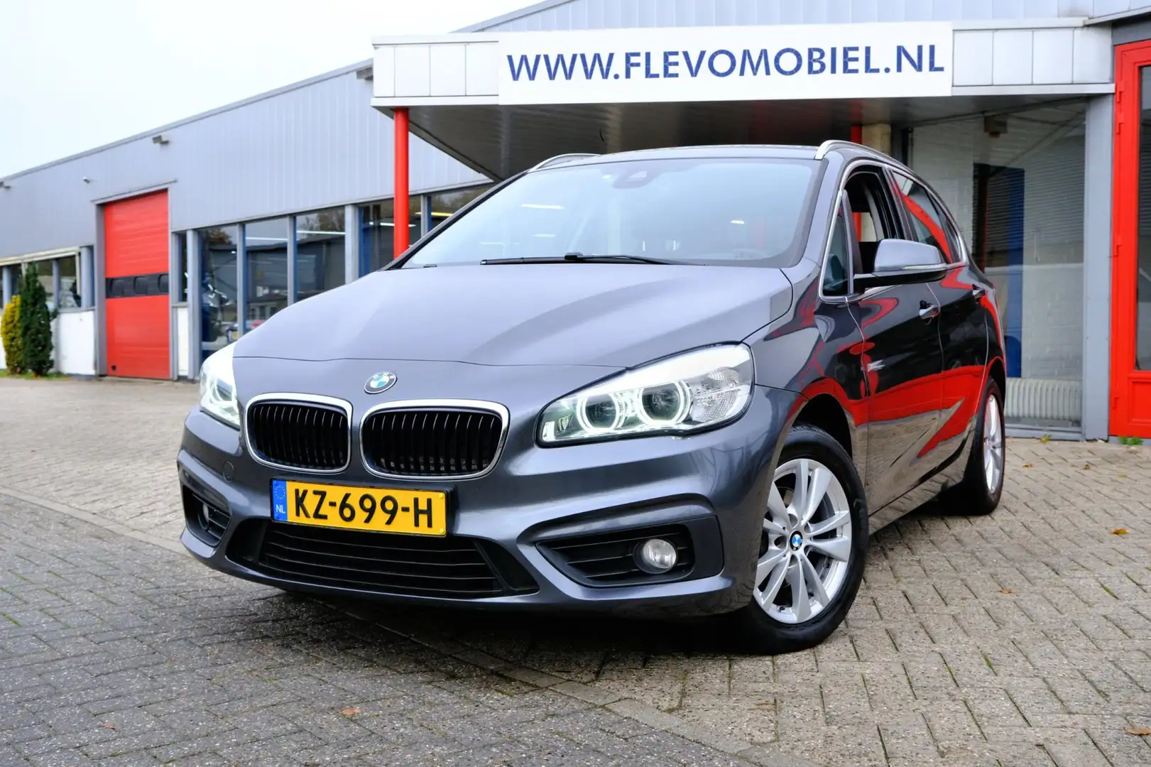 BMW 216 2-serie Active Tourer 216i High Executive Navi|Spo Šedá - 1