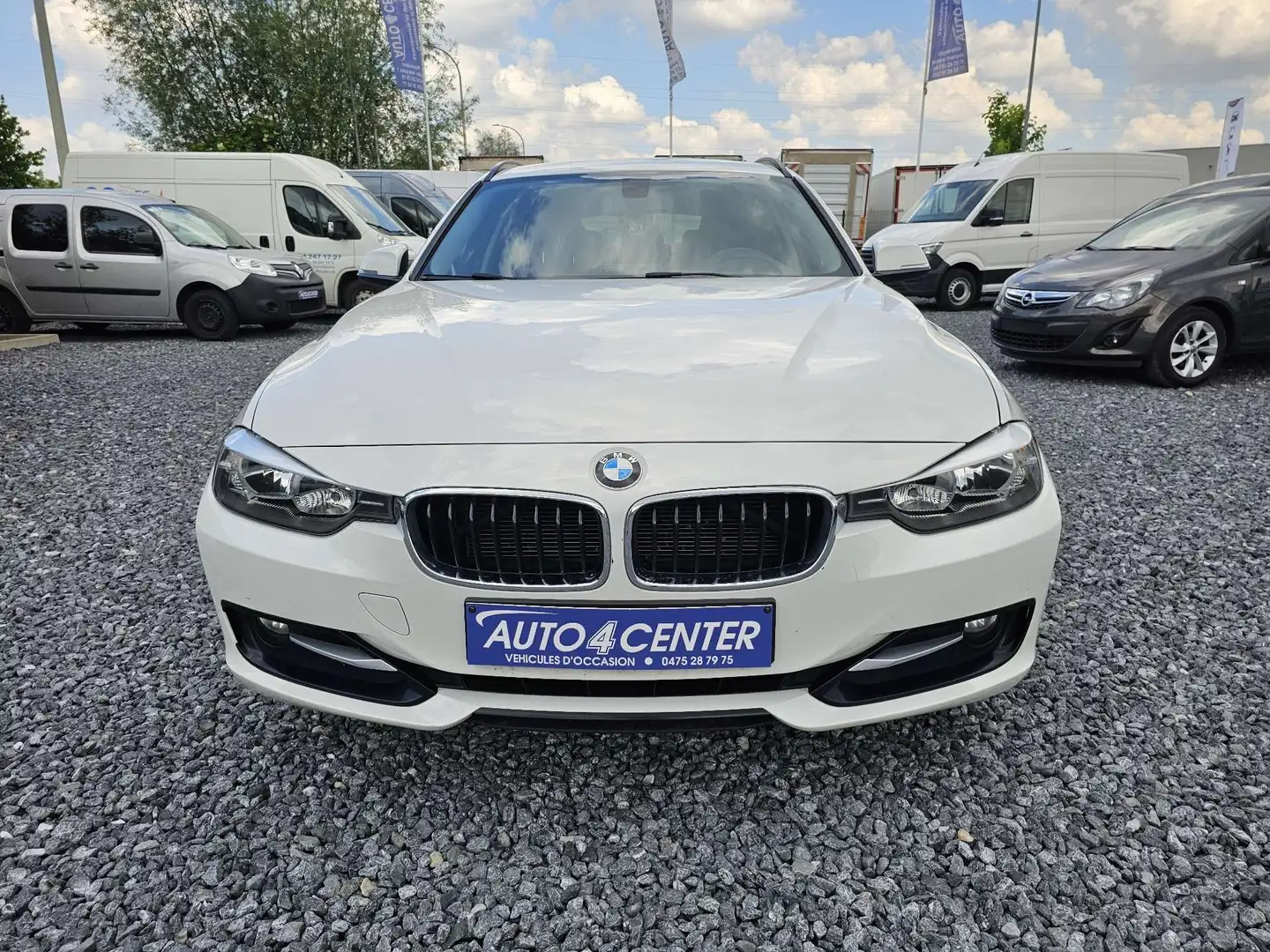 BMW 316 i Touring SPORT // GPS / GARANTIE 1 AN // Blanc - 2
