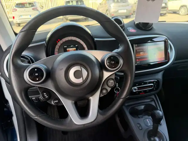 Smart Fortwo view 9