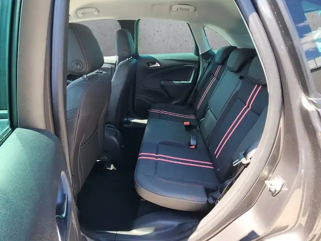 Opel Crossland view 8