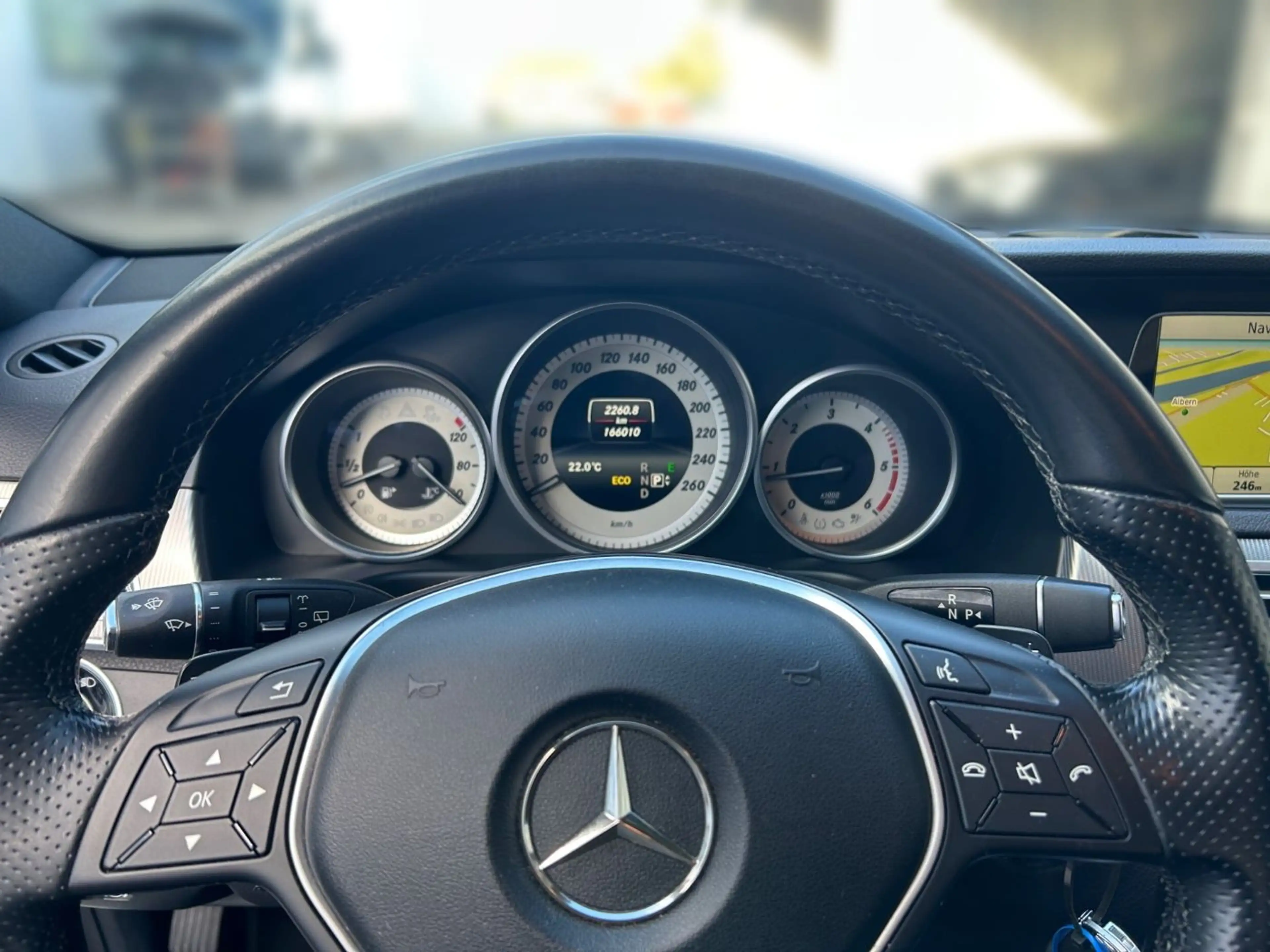Mercedes-Benz E 200 BlueTEC T-Modell Sportpaket Klima Shz SHD — photo 9