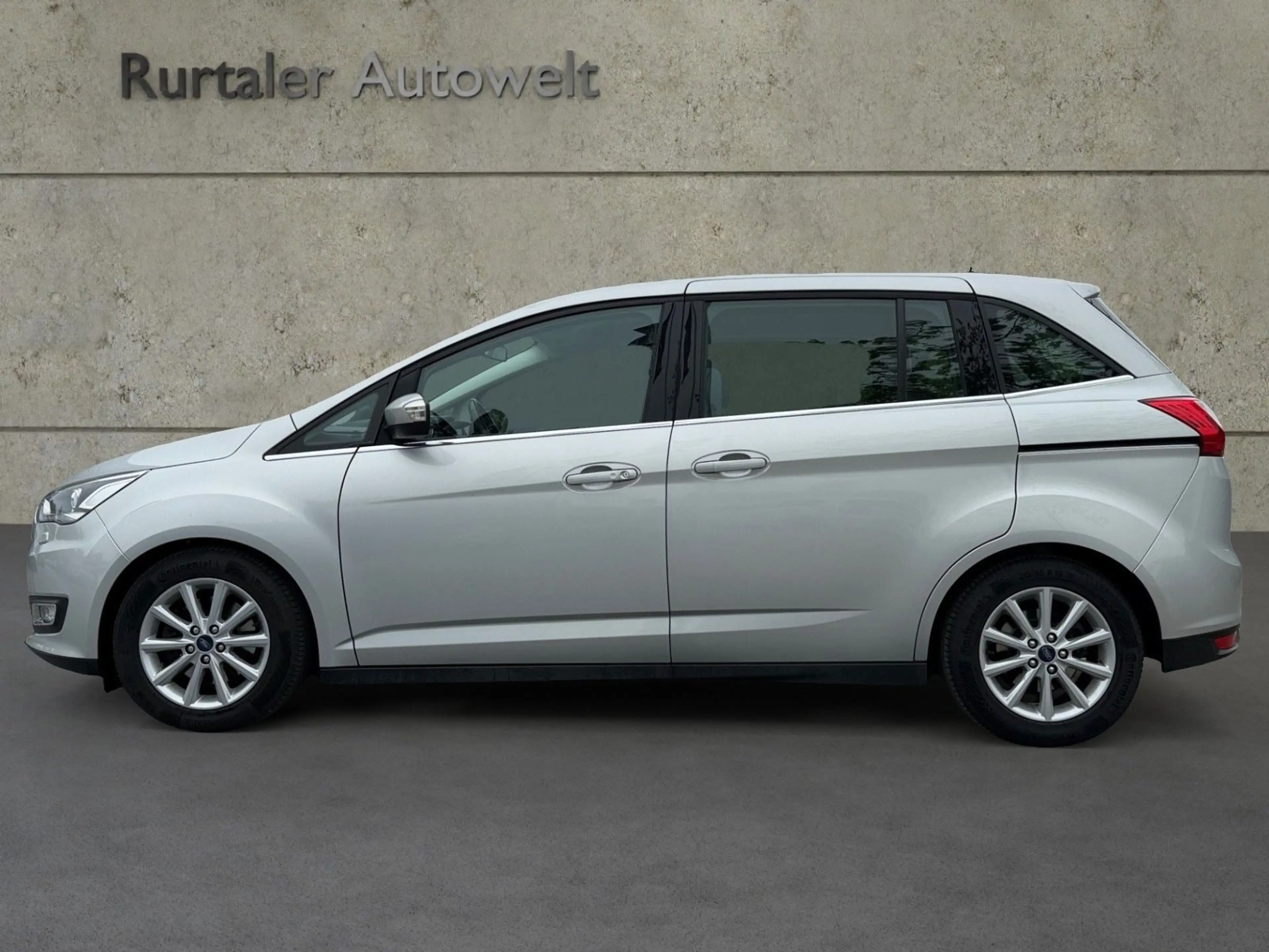 Ford Grand C-Max Grand C-MAX Titanium *7.SITZER*NAVI* — photo 2