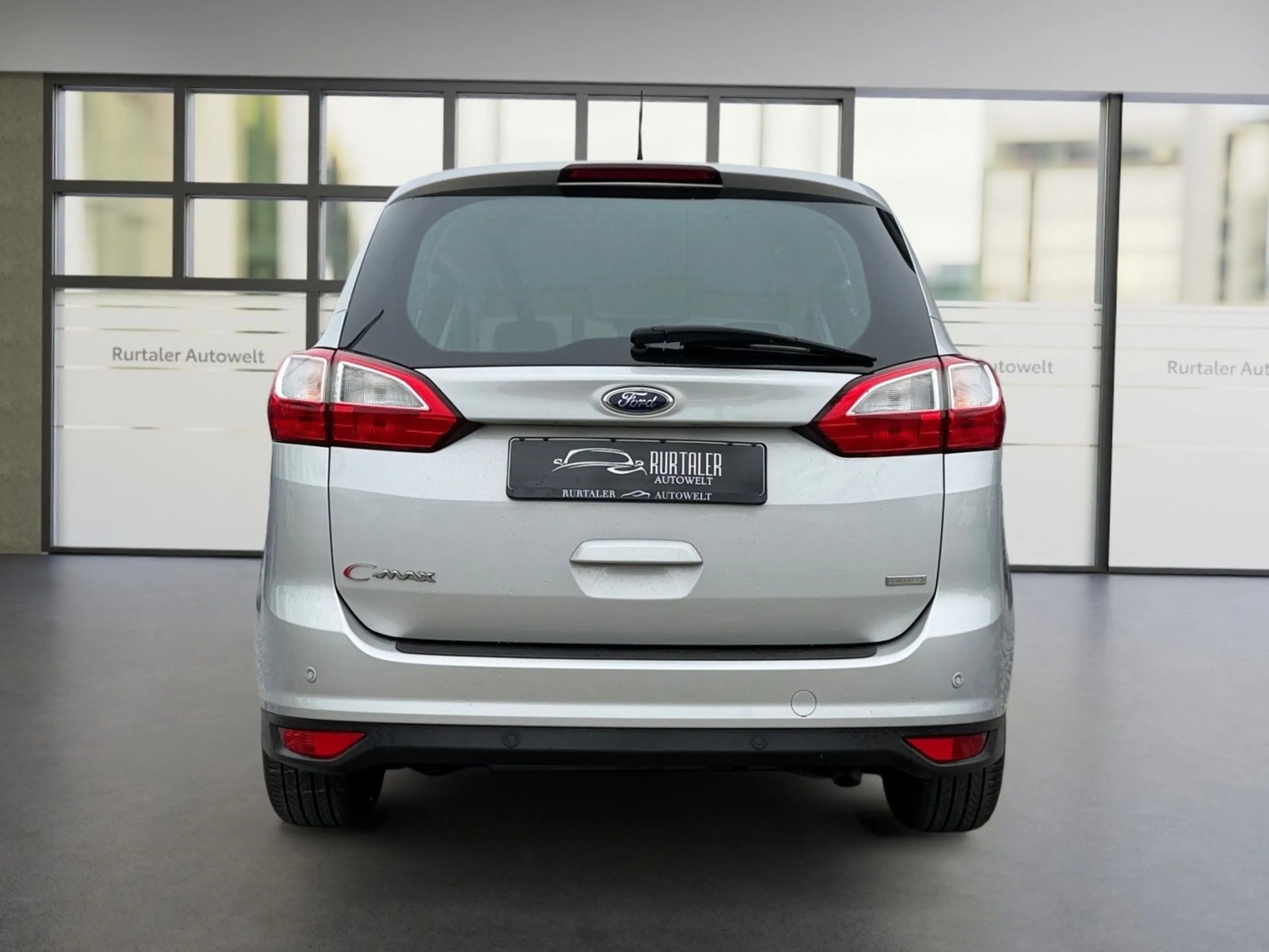 Ford Grand C-Max Grand C-MAX Titanium *7.SITZER*NAVI* — photo 4