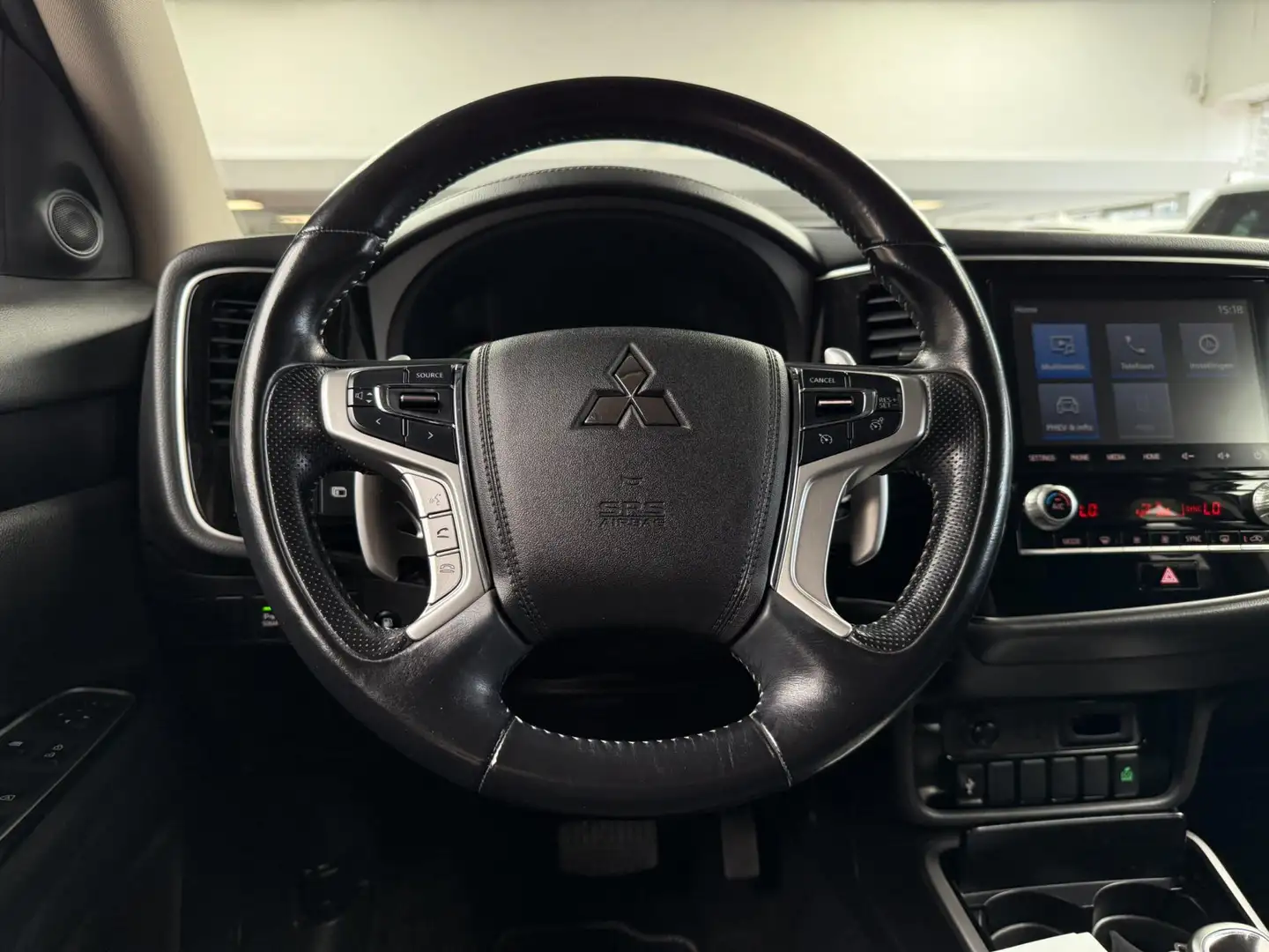 Mitsubishi Outlander 2.4 PHEV Pure |Camera|Inclusief BTW| Grijs - 2