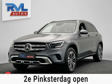300e 4MATIC Premium| Pano/Dak | Trekhaak | Adapt.C