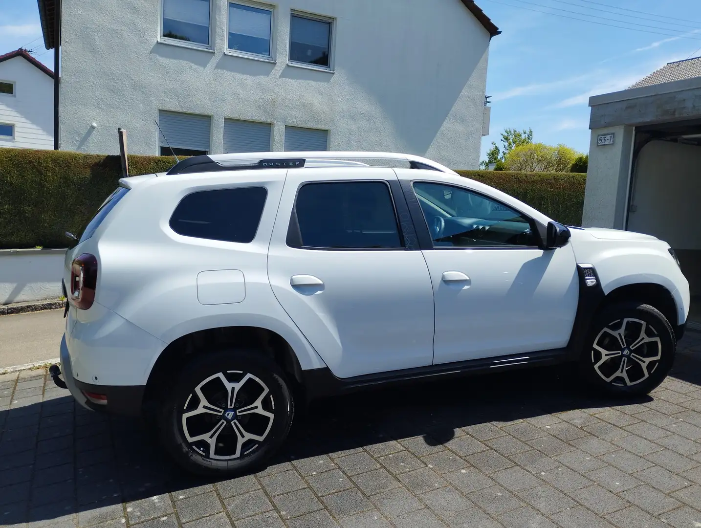 Dacia Duster Duster TCe 100 ECO-G 2WD Celebration White - 1