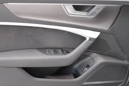 Annonce voiture d'occasion Audi RS7 - CARADIZE