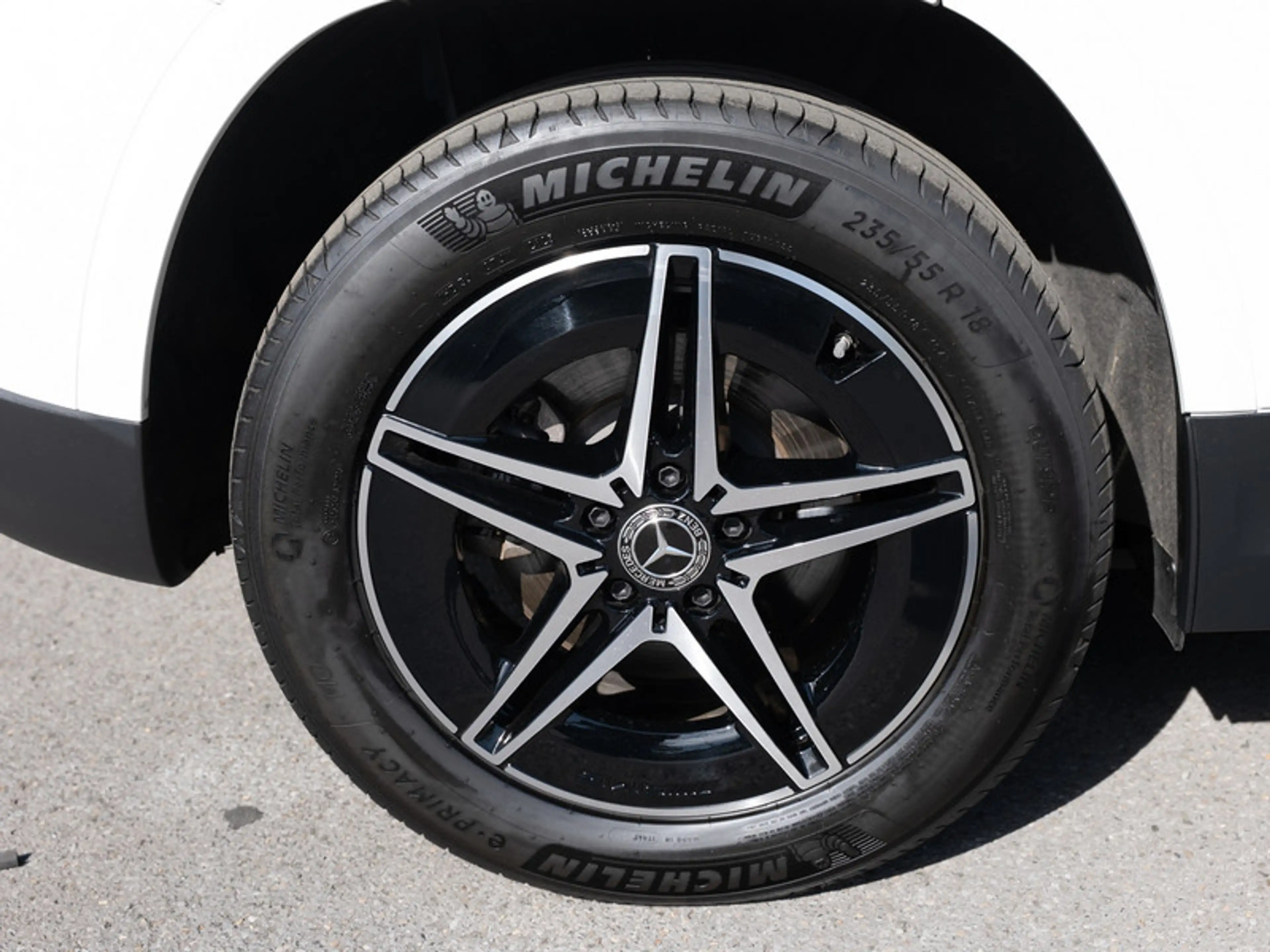 Mercedes-Benz EQA 300 4M AMG-Sport/LED/360/Night/Distr/Totw/18 — photo 6