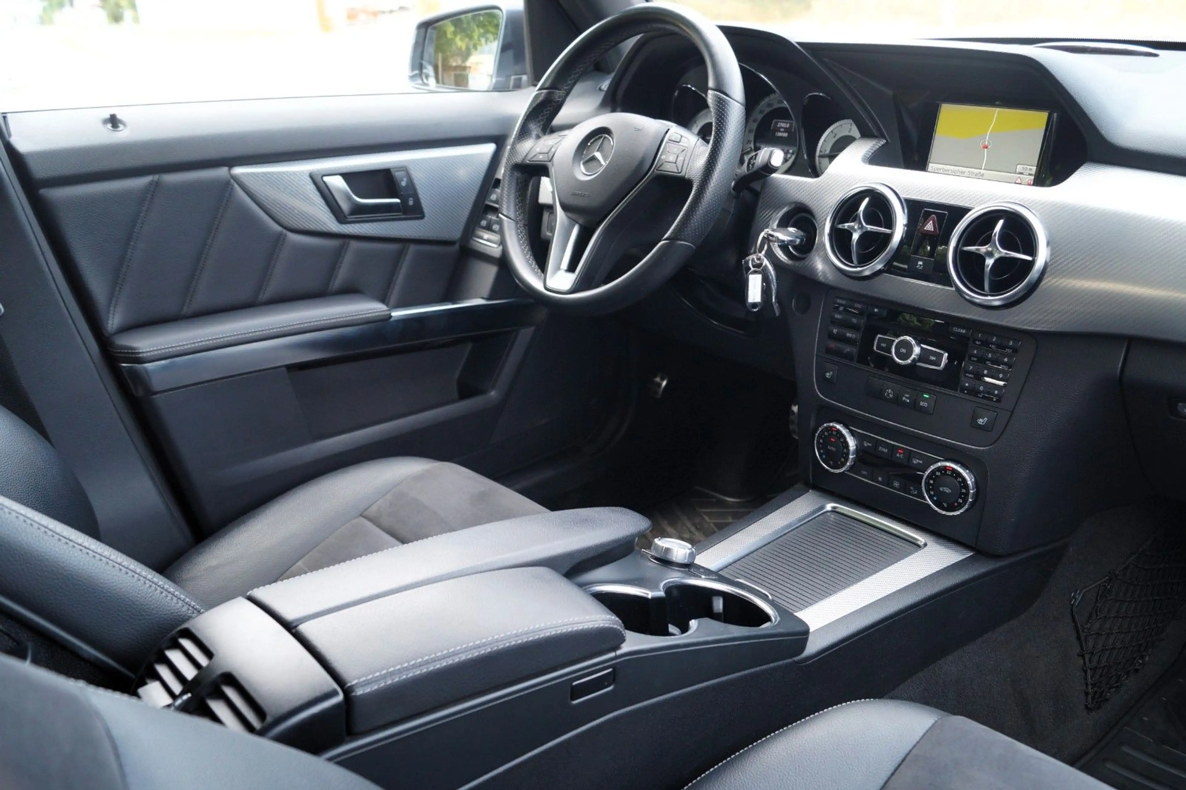 Mercedes-Benz GLK 200 CDI/ Euro 5/ SHZ/ NAVI/ Klima/ S&S — photo 12