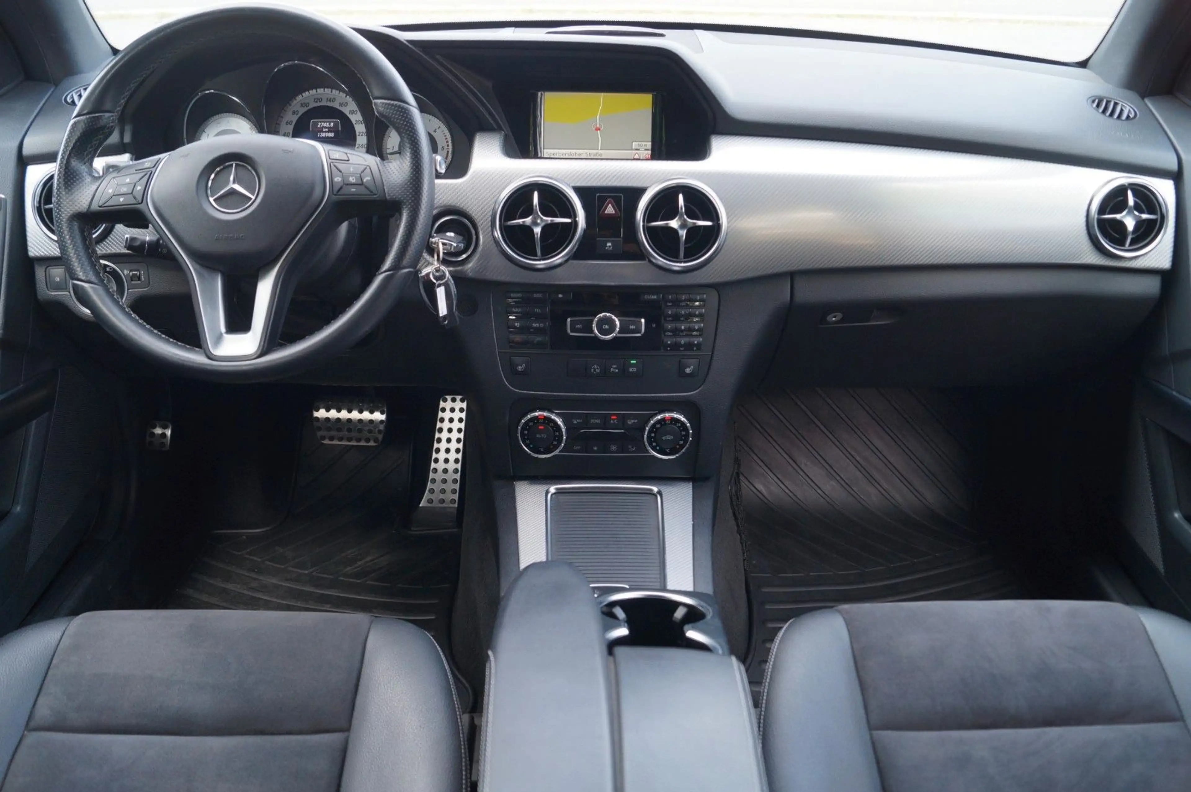Mercedes-Benz GLK 200 CDI/ Euro 5/ SHZ/ NAVI/ Klima/ S&S — photo 13