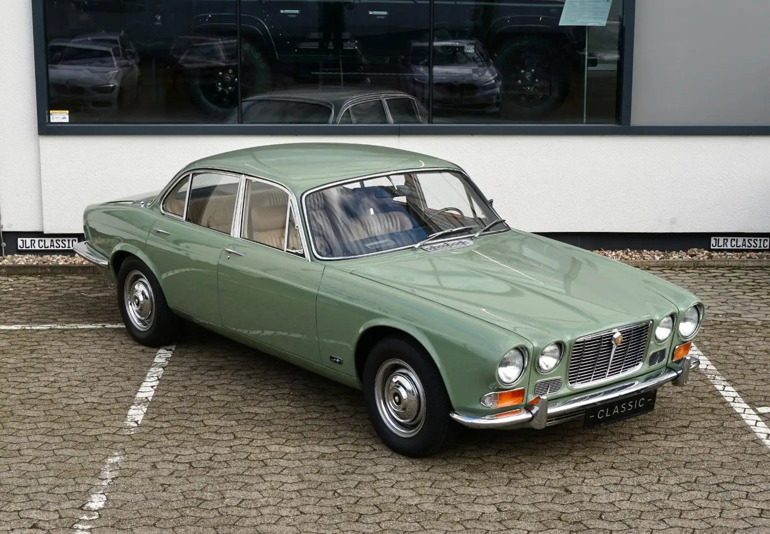 Jaguar XJ 6 Serie 1 Automatik 4.2 ltr. Grün - 2