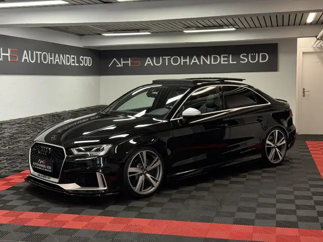 Audi QUATTRO RS 3 2.5 TFSI quattro*PANO*SCHALE*B&O*S.ABGAS*