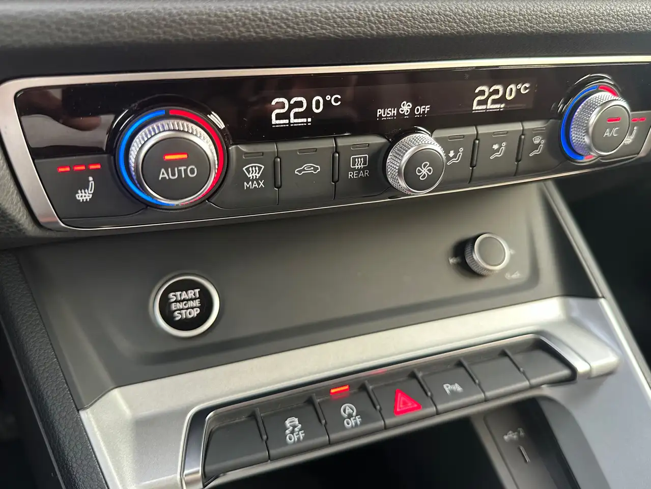 Audi Q3 Édition Black 35 TDI 150CV Automatique / Full, миниатюра 12