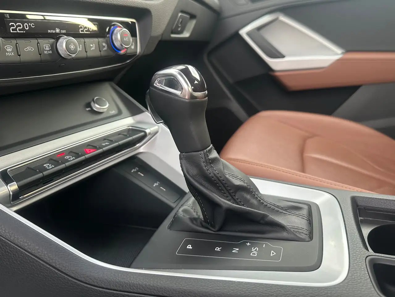 Audi Q3 Édition Black 35 TDI 150CV Automatique / Full, миниатюра 25