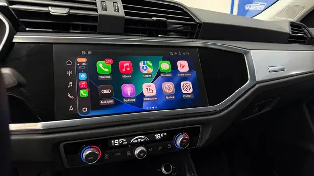 Audi Q3 view 20
