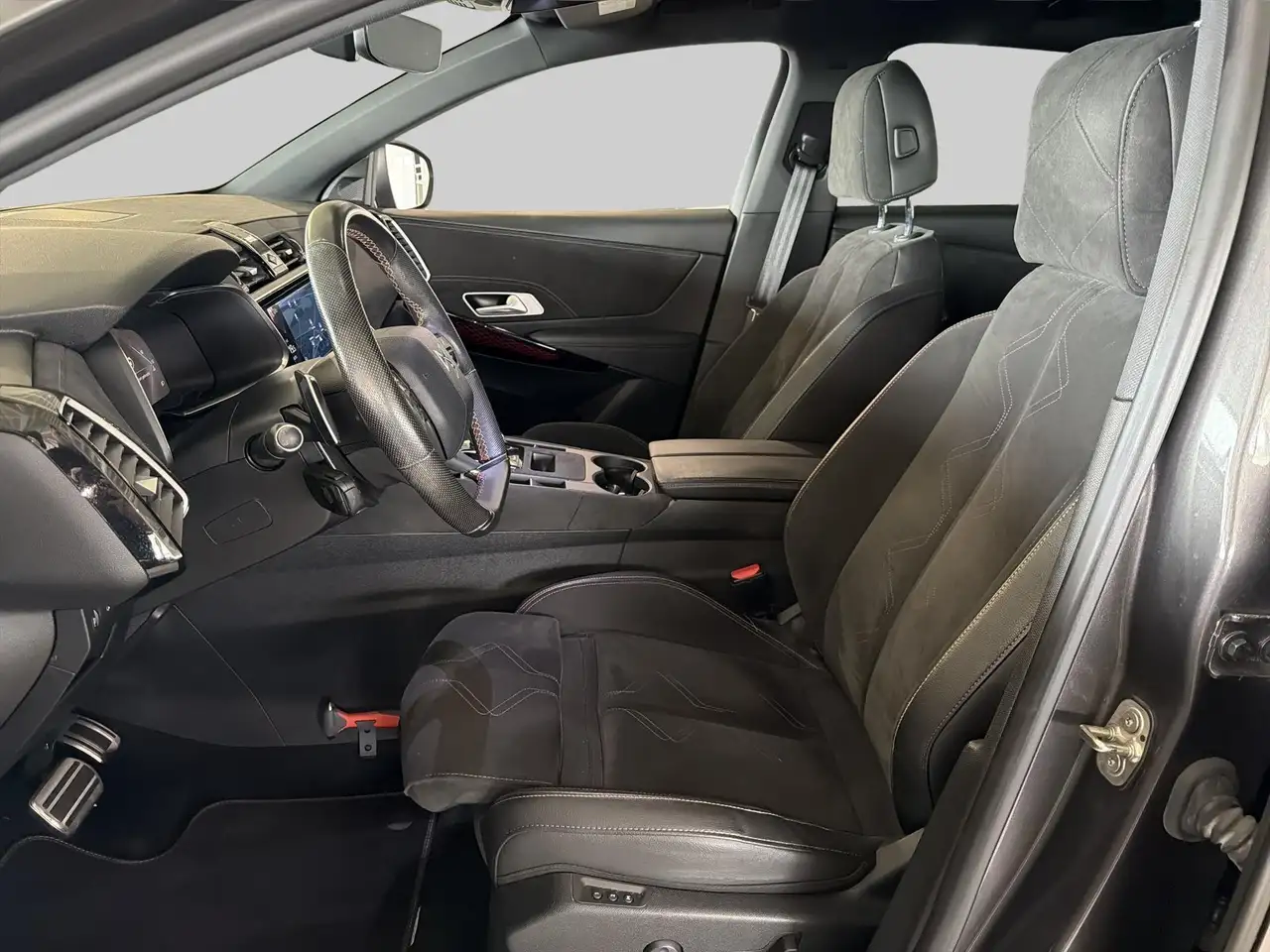 DS Automobiles DS 7 Crossback 2021 — фото 12