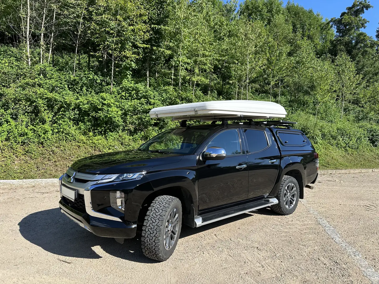 Mitsubishi L200 TOP Edition,4WD,360cam,Leder,AHK,Doka Schwarz - 1