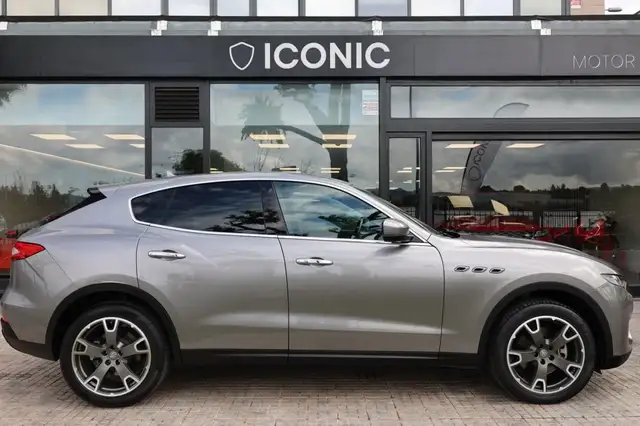 Maserati Levante view 4