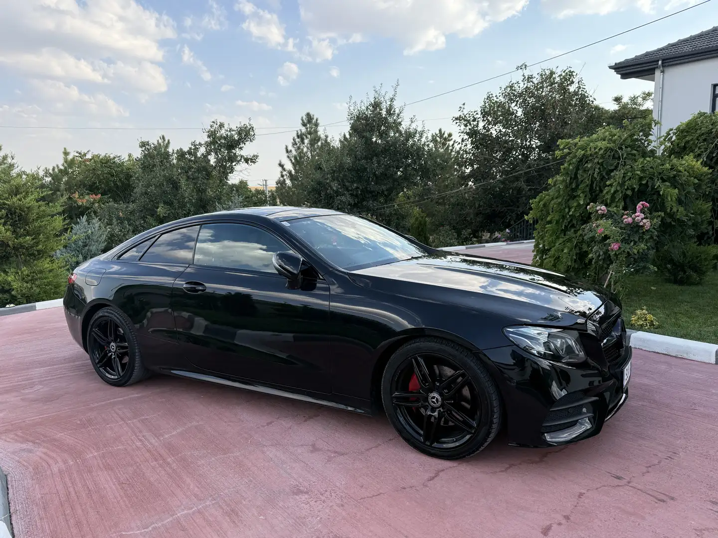 Mercedes-Benz E 200 E200 Coupe - 1