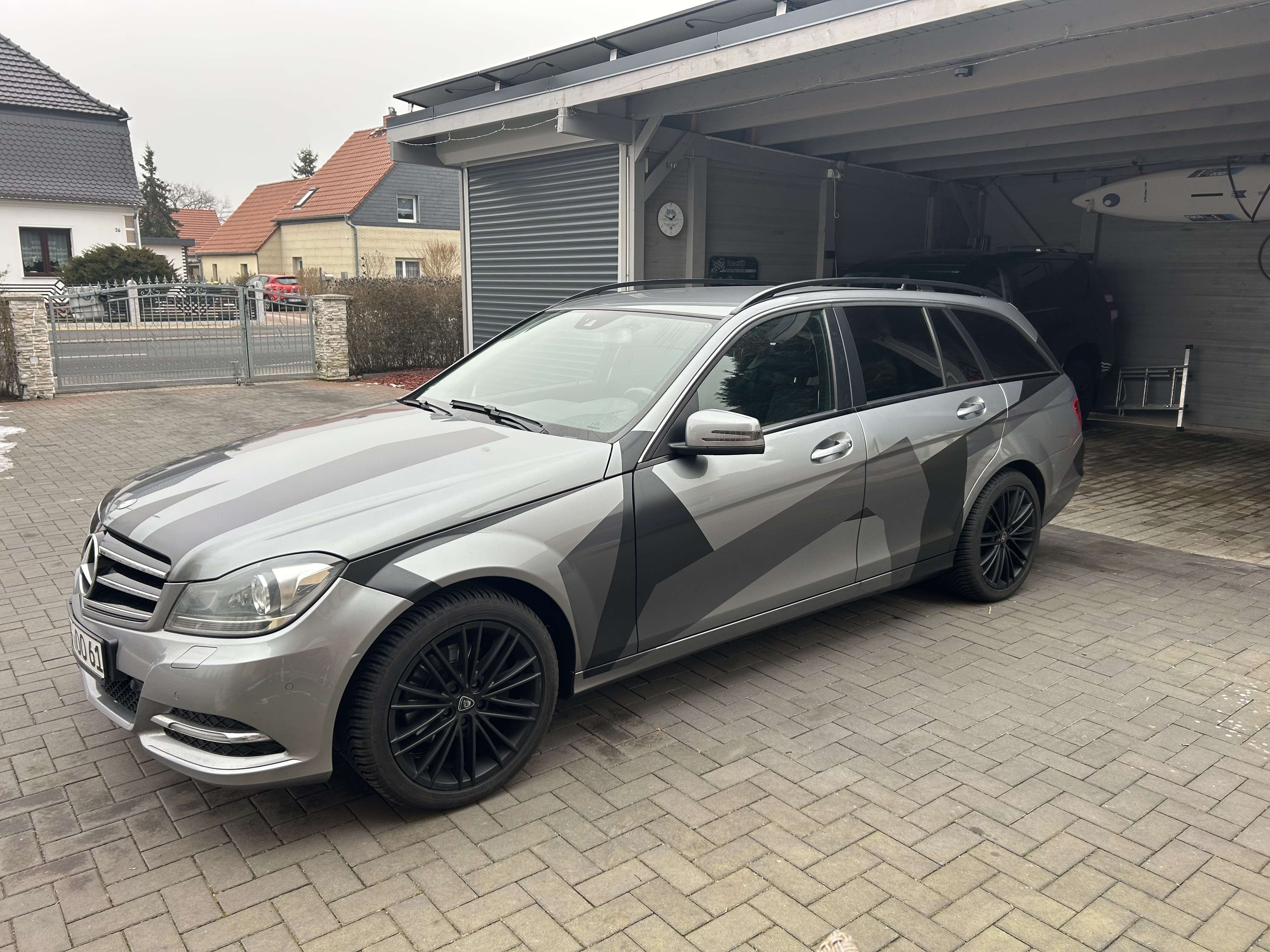 Second hand Mercedes Benz C-Class 