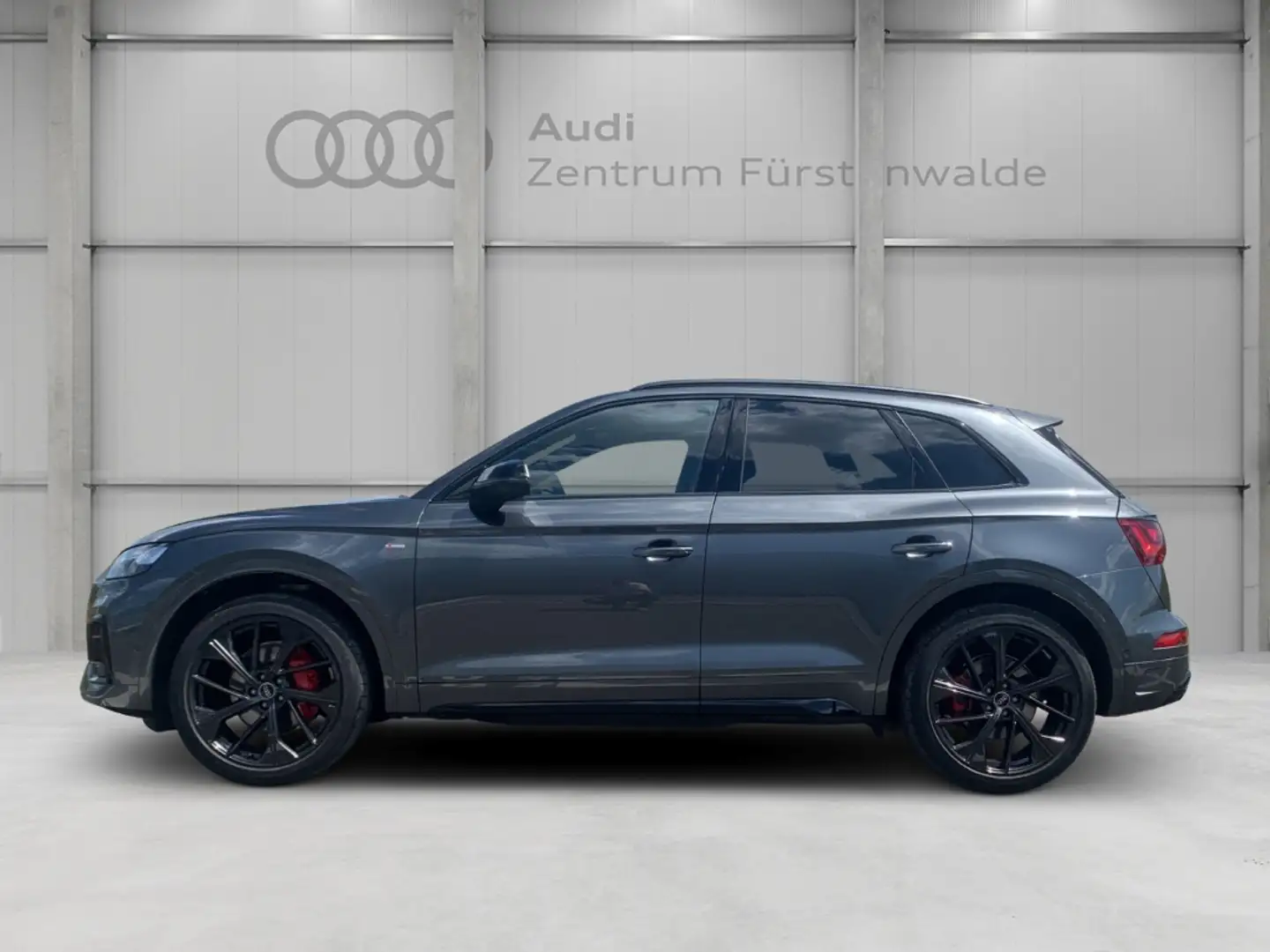 Audi Q5 45 TFSI quattro S tronic S line Luftfederung AD Ni Gris - 2