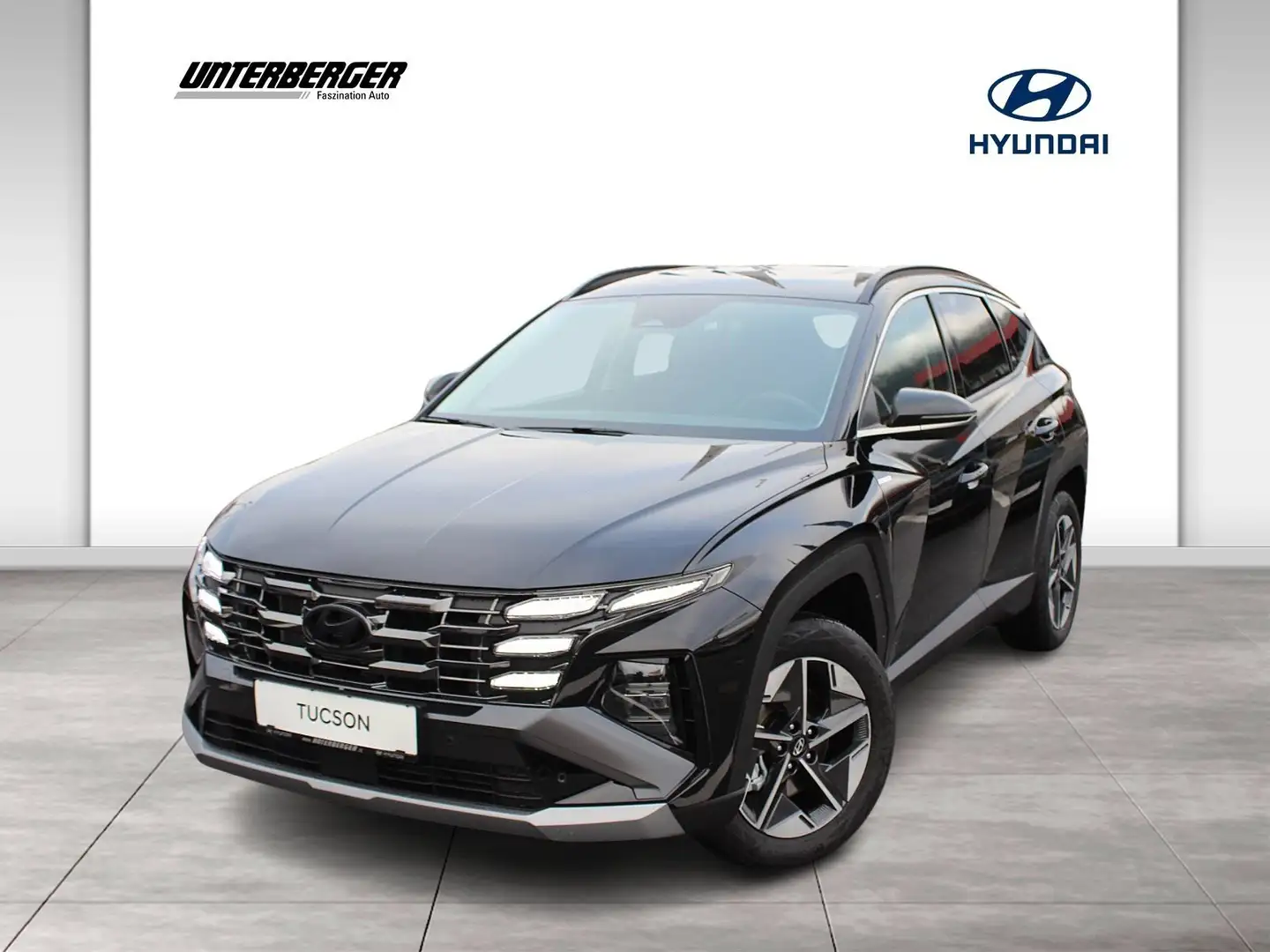 Hyundai TUCSON NX4 GO Plus 1,6 T-GDi PHEV 4WD AT t6pu2 Schwarz - 1