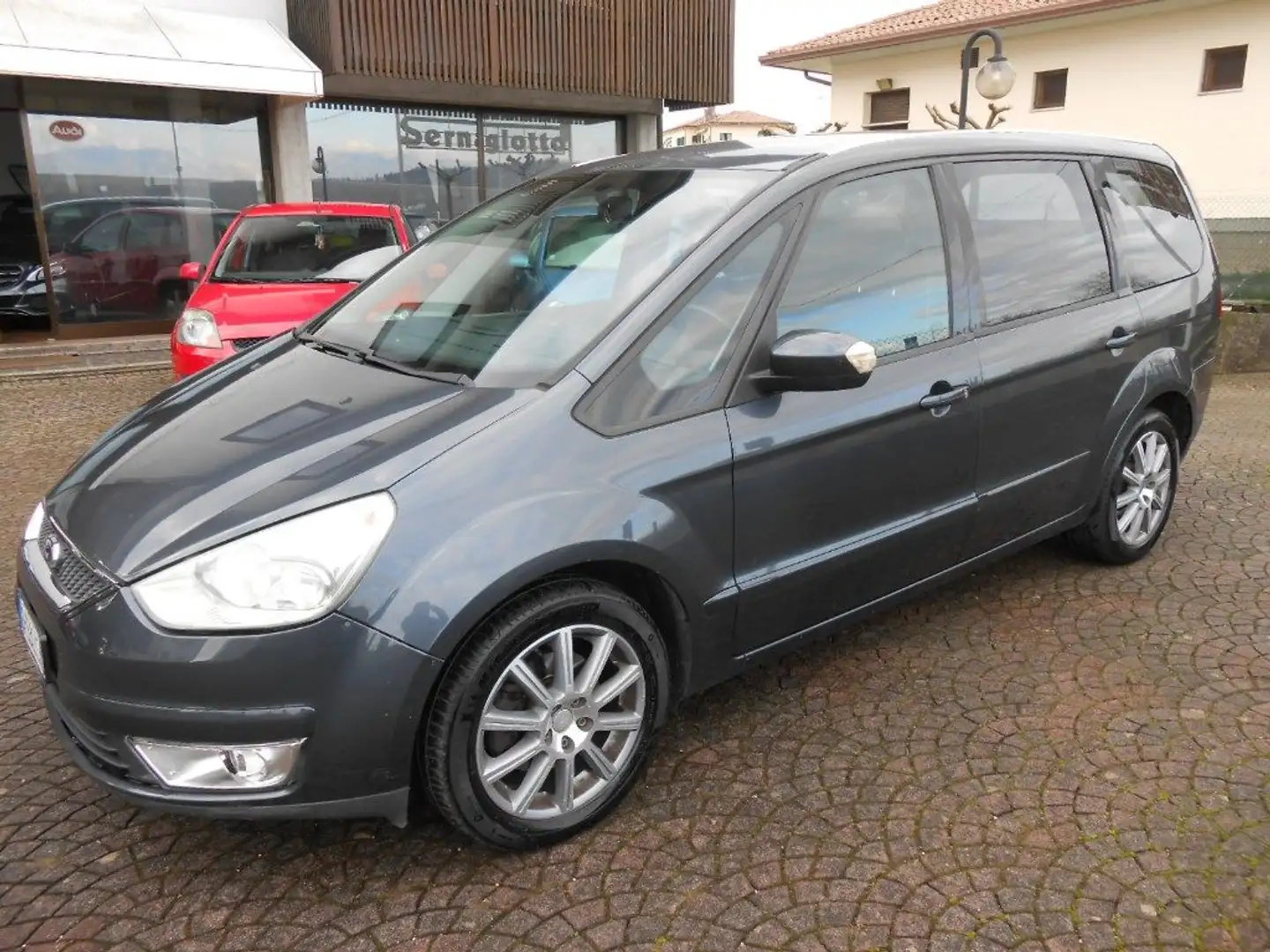 Ford Galaxy 1.8 TDCi 125 CV Ghia Grigio - 1