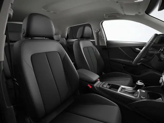 Audi Q2 view 8