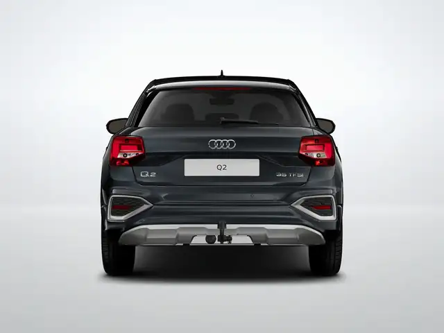 Audi Q2 view 4