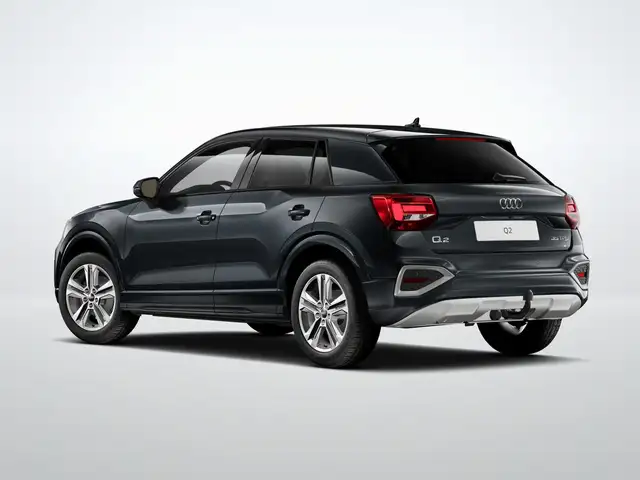 Audi Q2 view 5